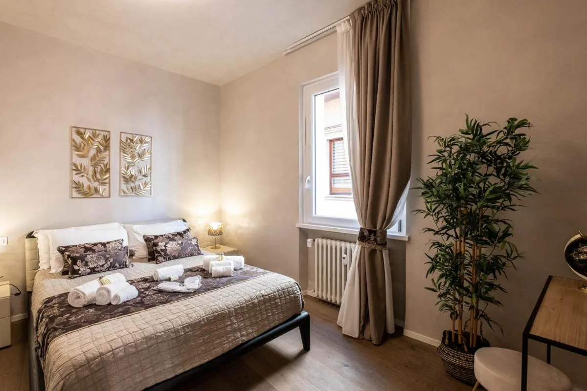 Verona Romana Apartments