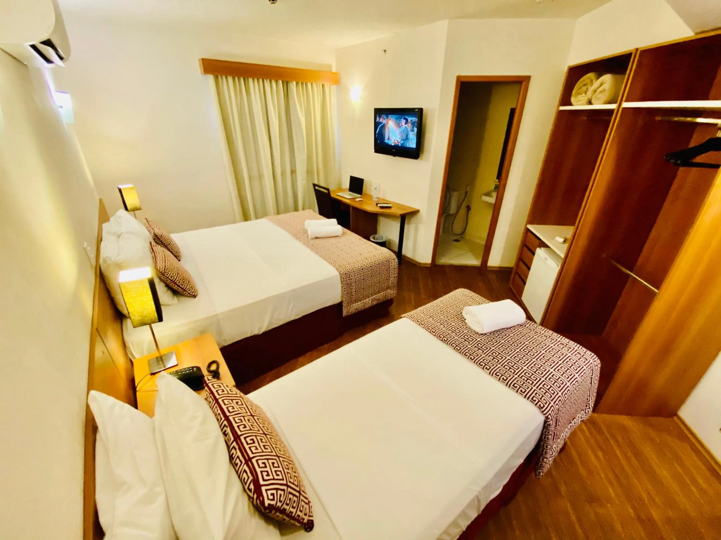 Bed in Lummina Barueri Alphaville