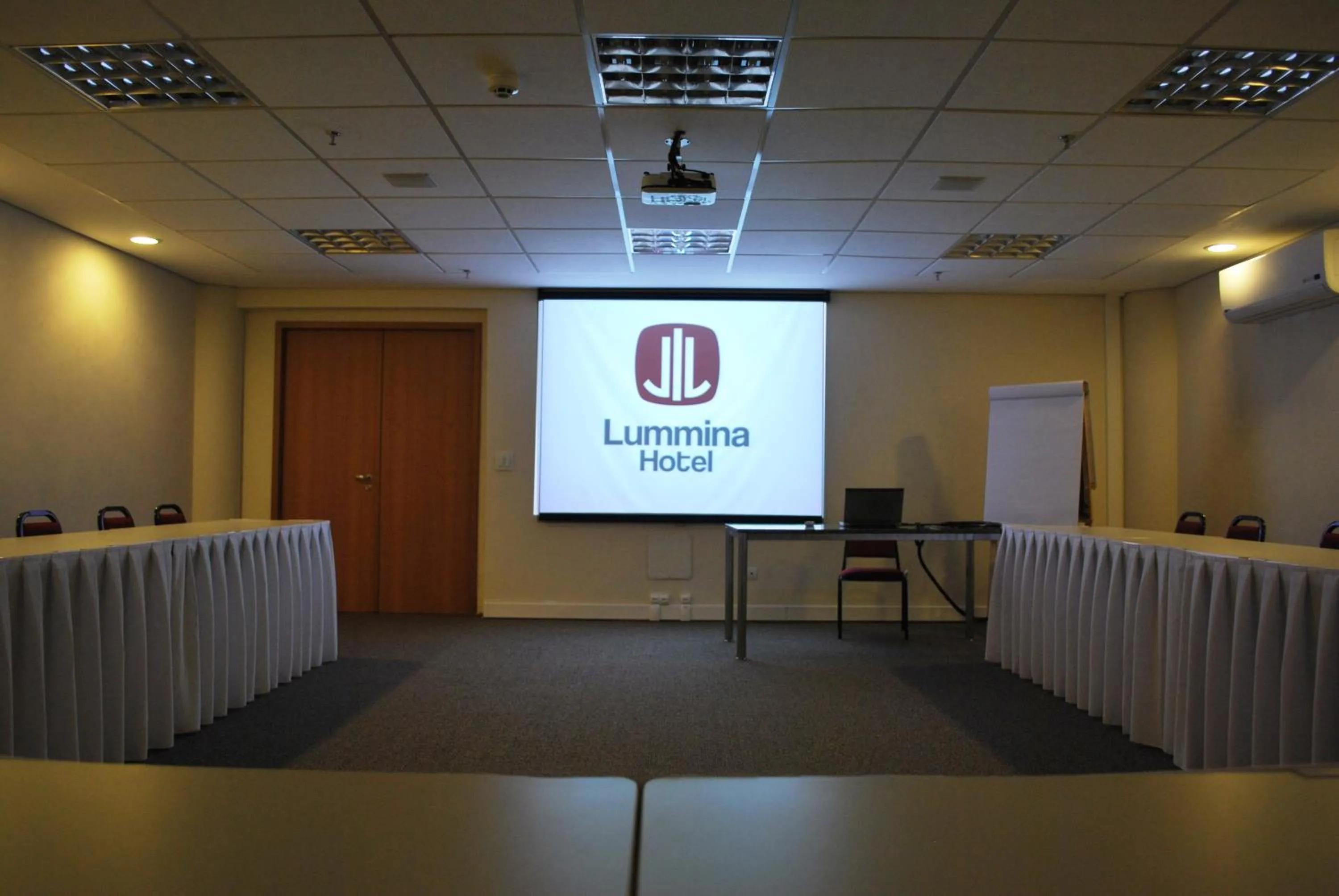 Business facilities in Lummina Barueri Alphaville
