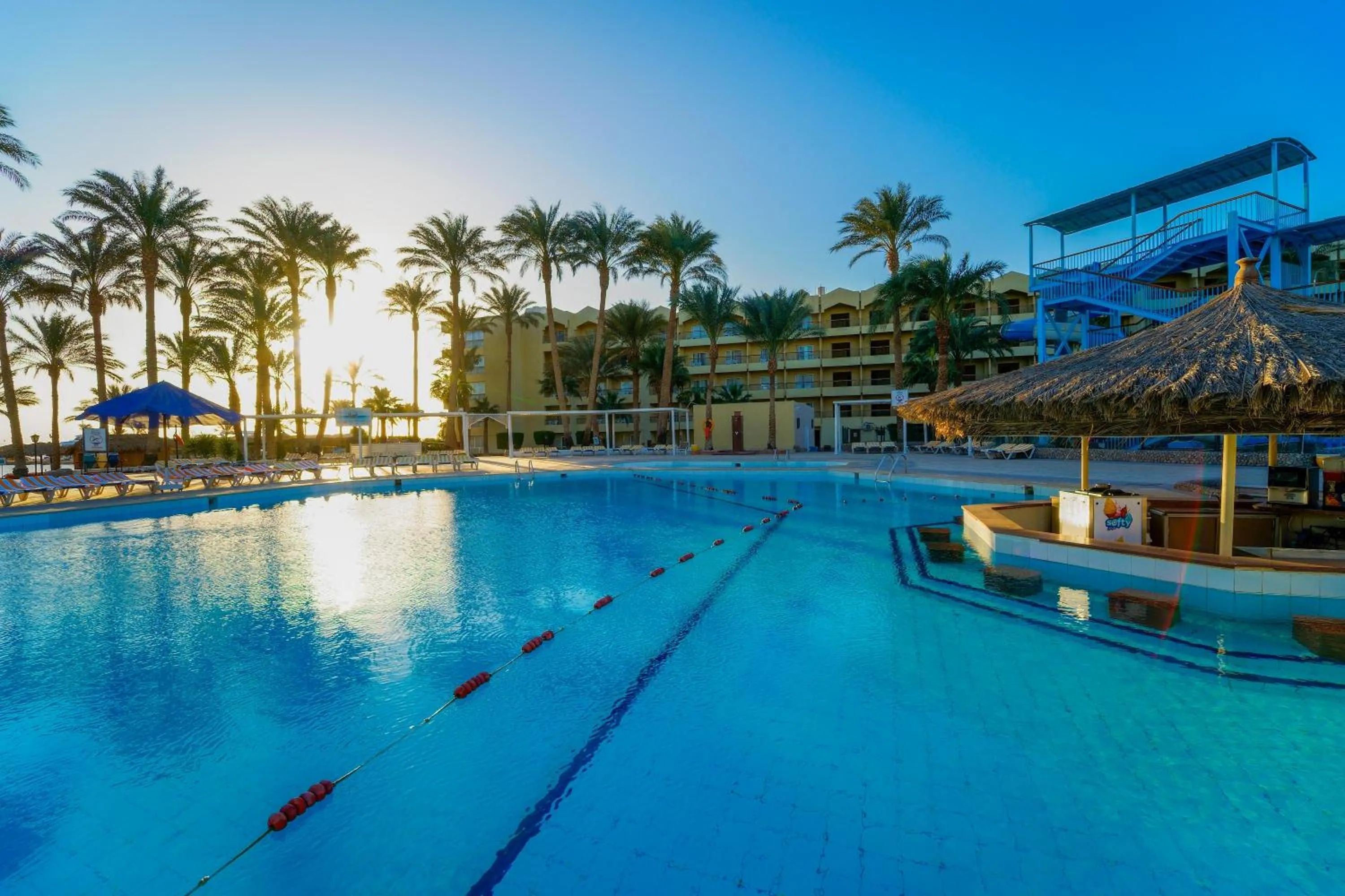 Swimming pool in Regina Resort and Aqua Park Hurghada