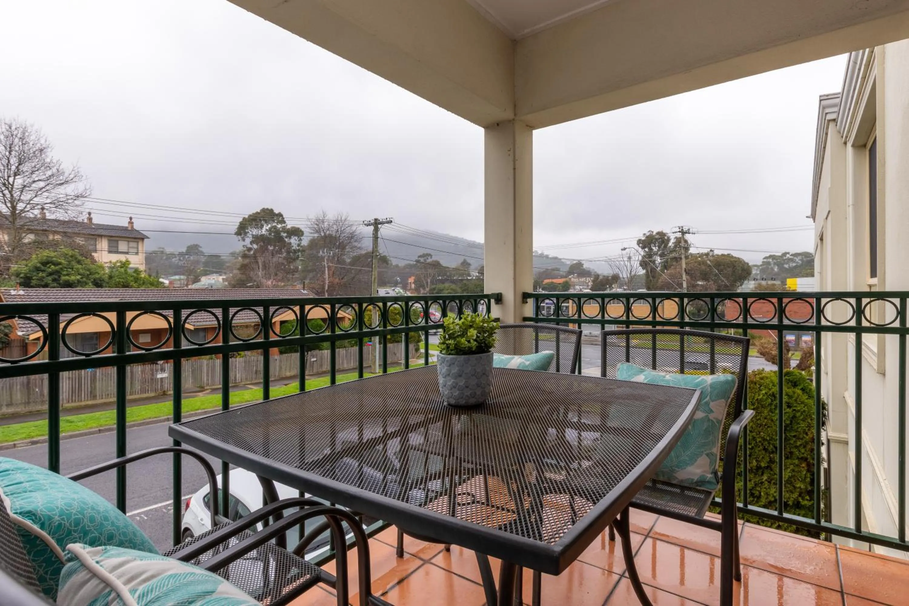 Lifestyle Apartments at Ferntree