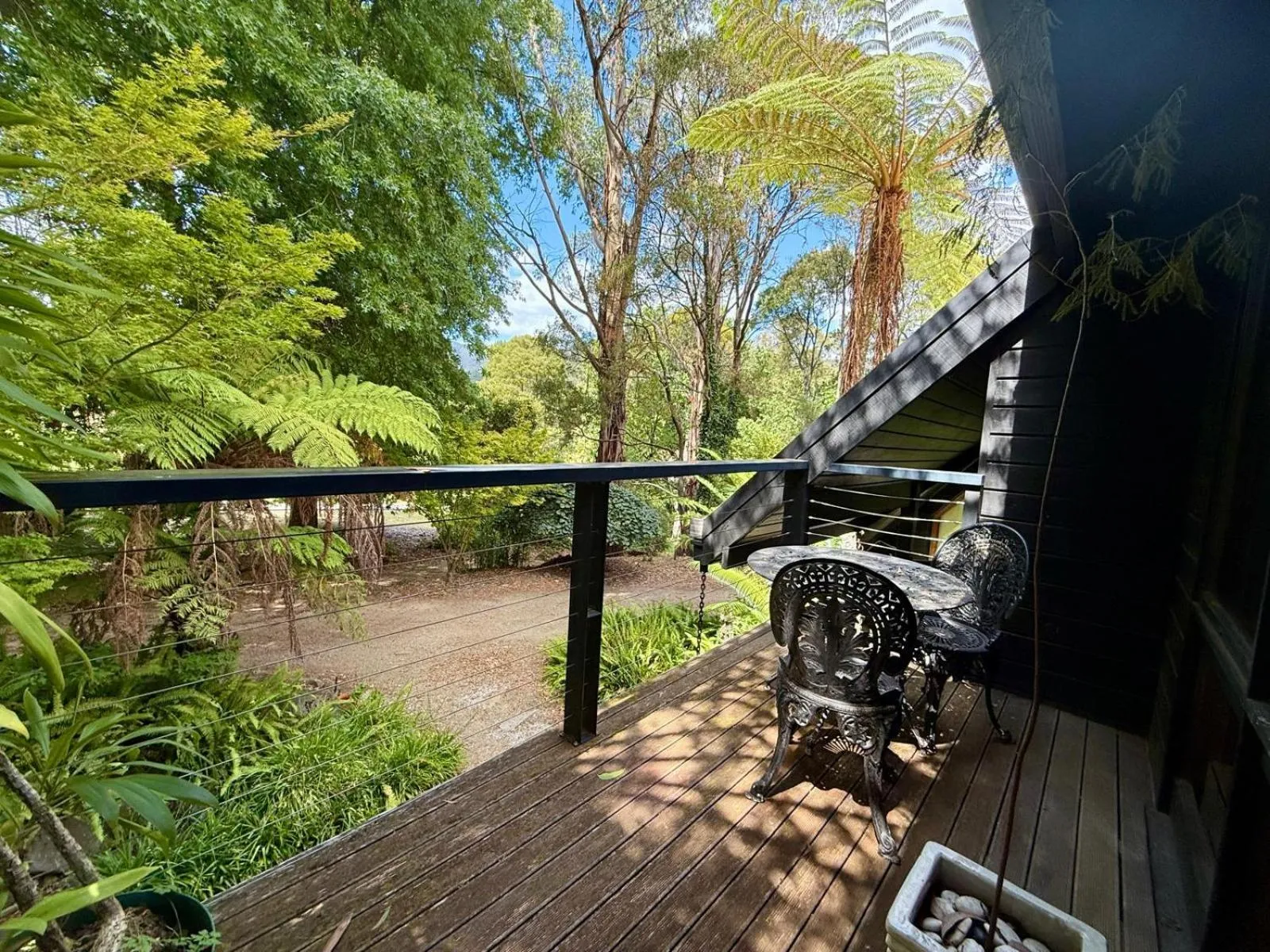 Garden in Forget Me Not Cottages