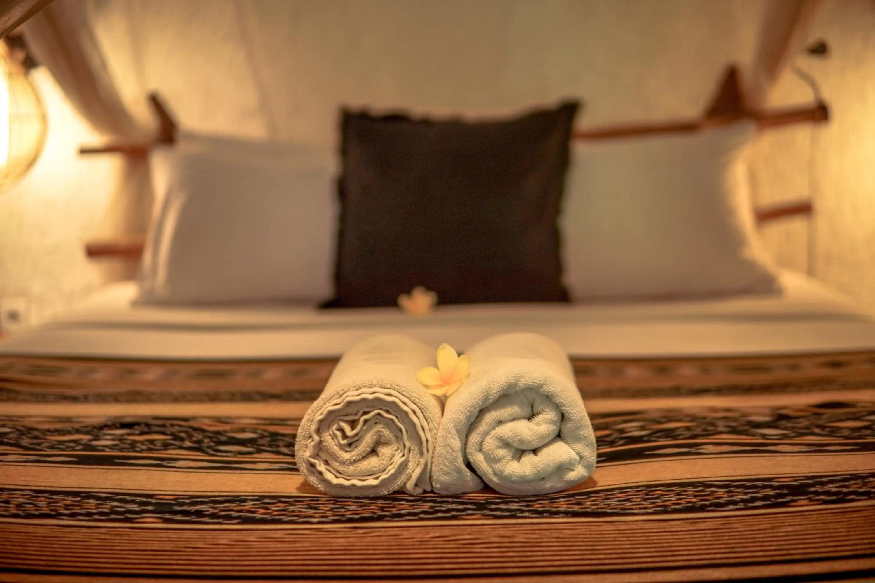 Bed in The Calmtree Bungalows