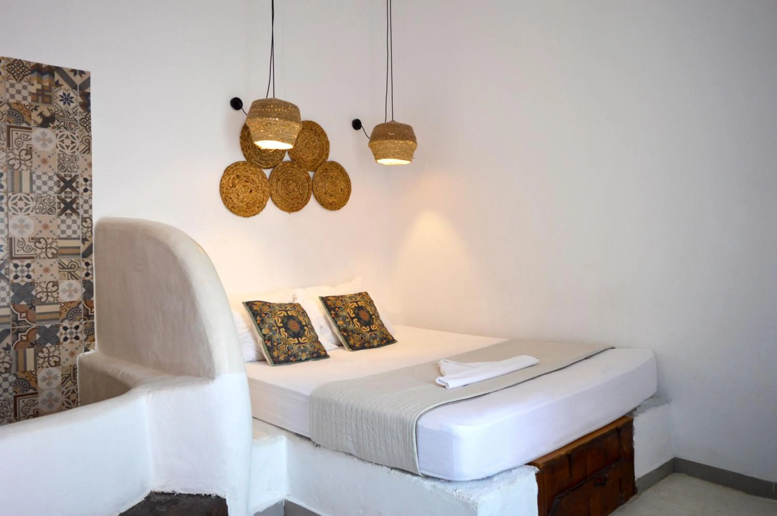 Bed in Mascot Garden Rooms