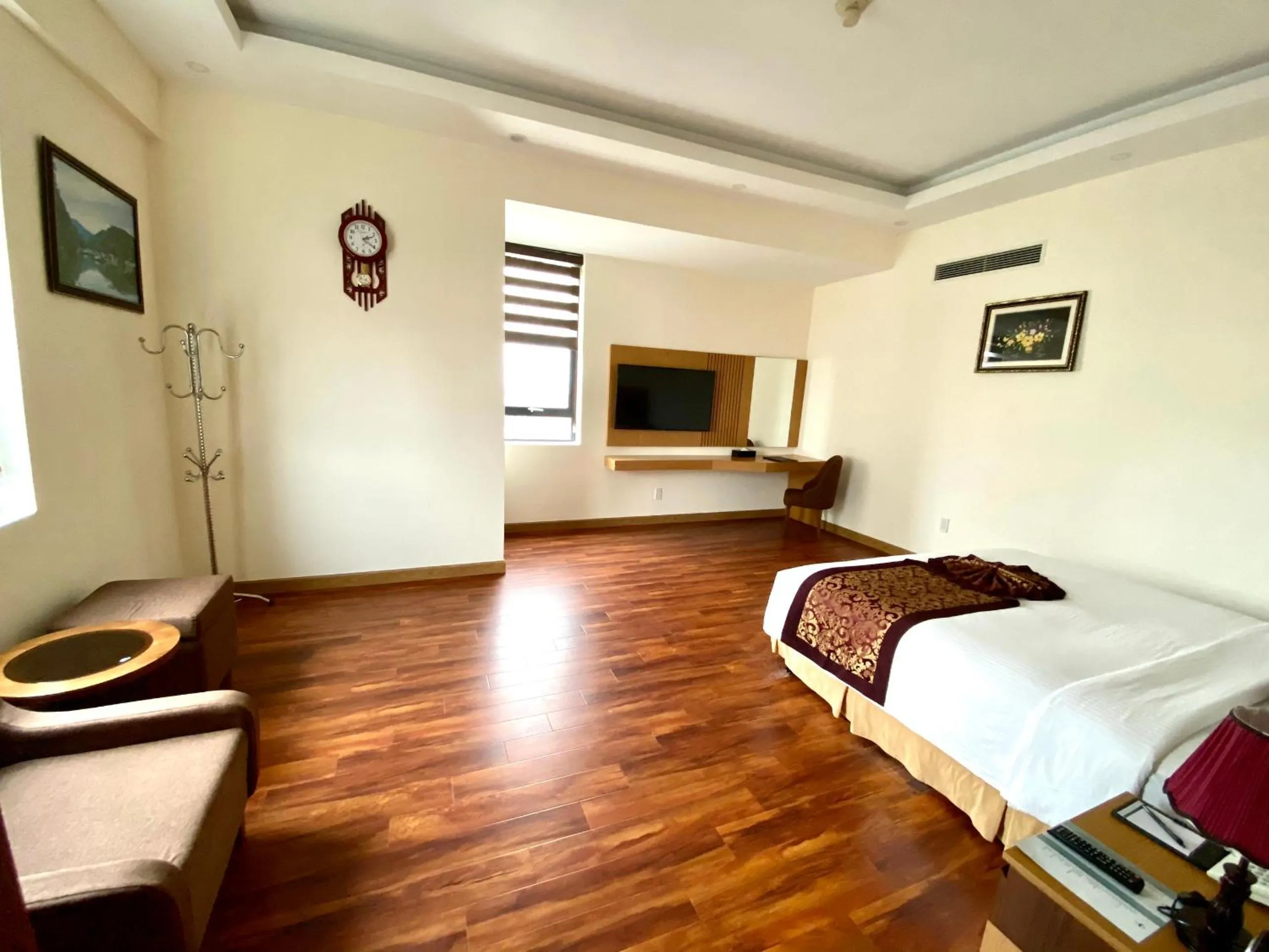 Bed in Muong Thanh Quy Nhon Hotel