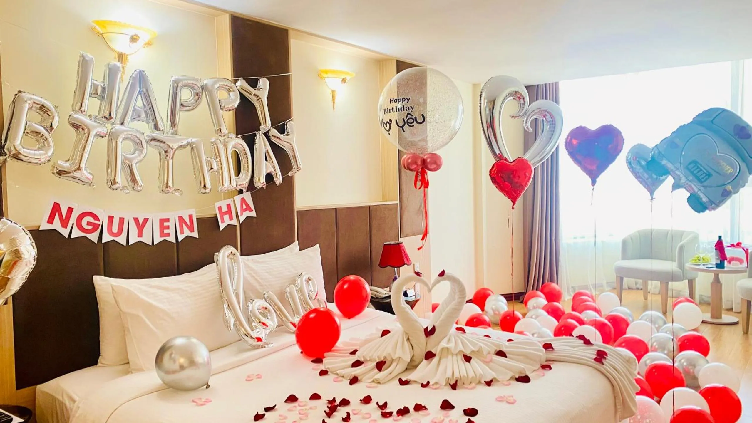 Bed in Muong Thanh Quy Nhon Hotel