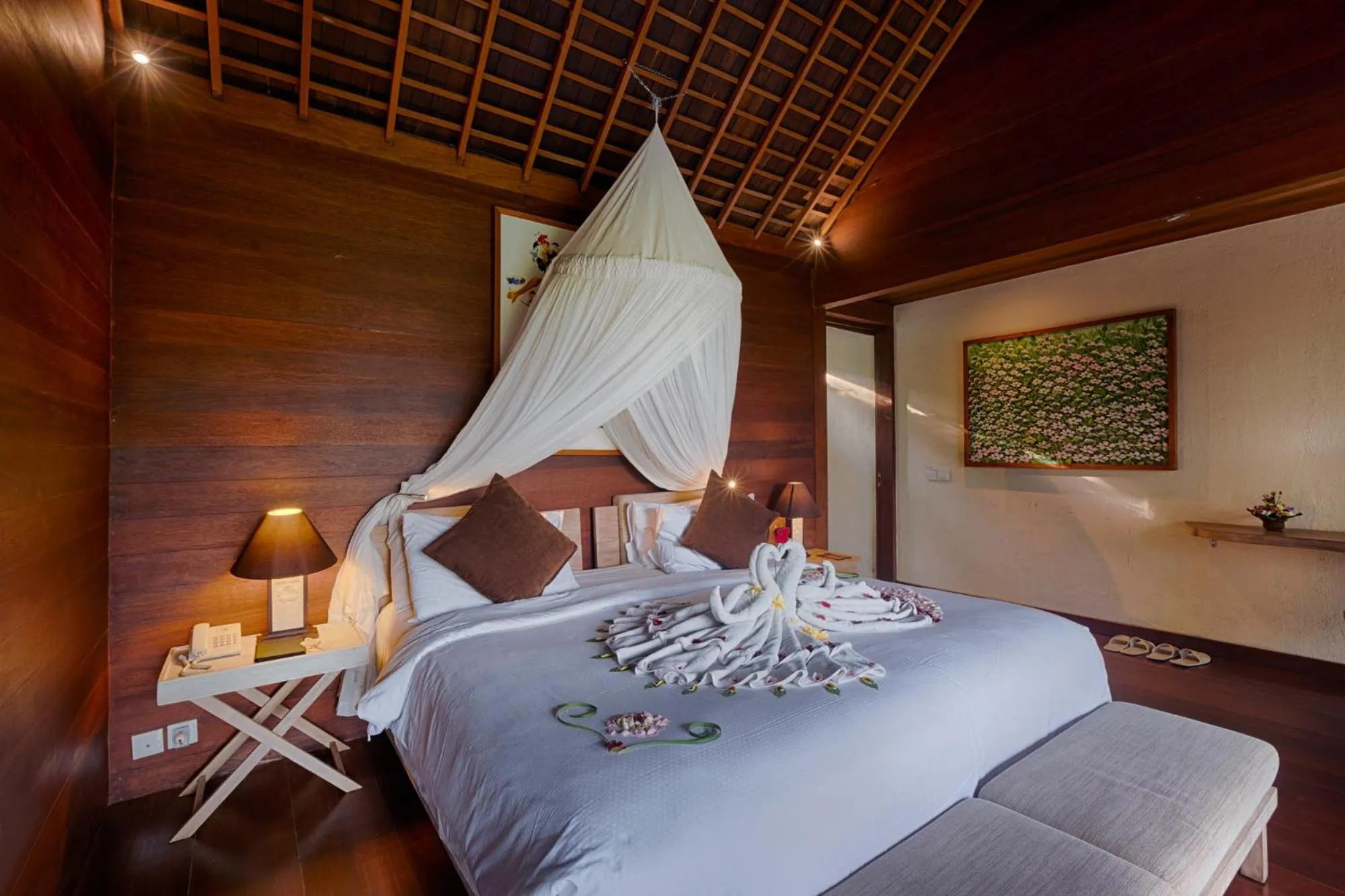 Bed in Ubud Padi Villas