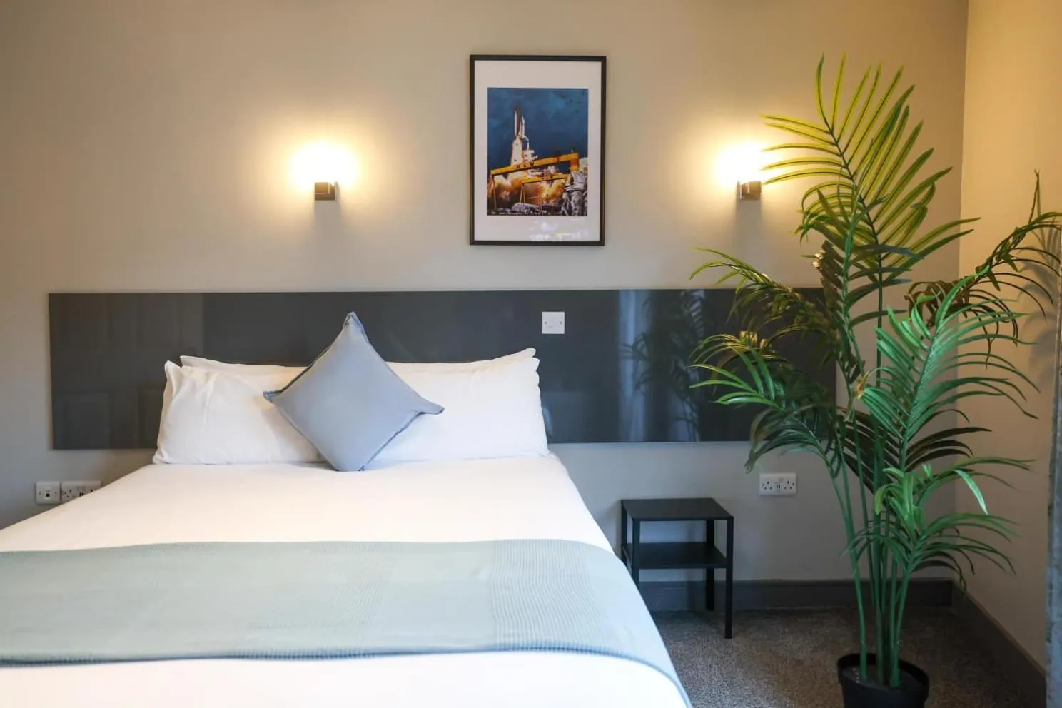 Bed in Bank Square Town House