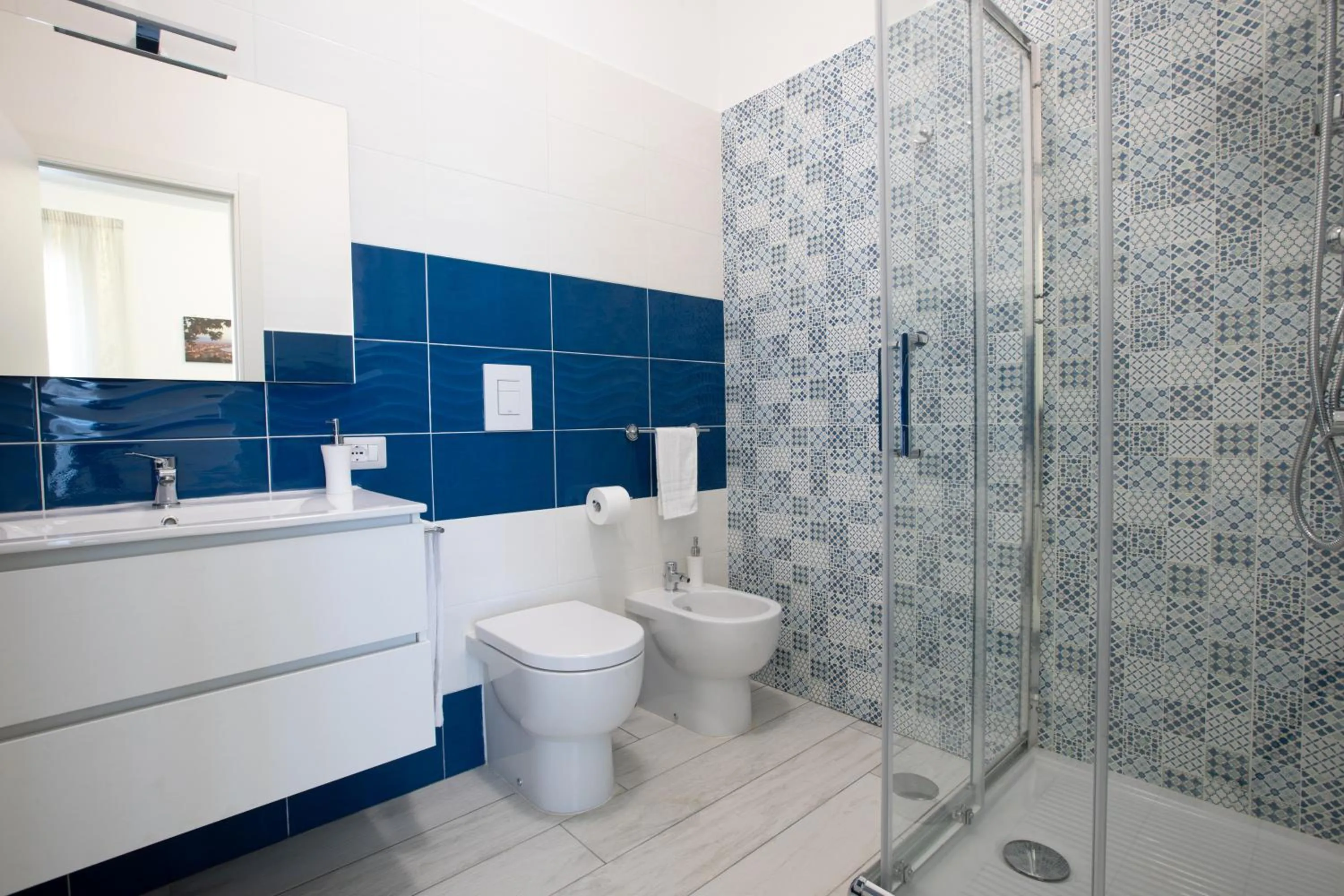 Shower in Il Veliero