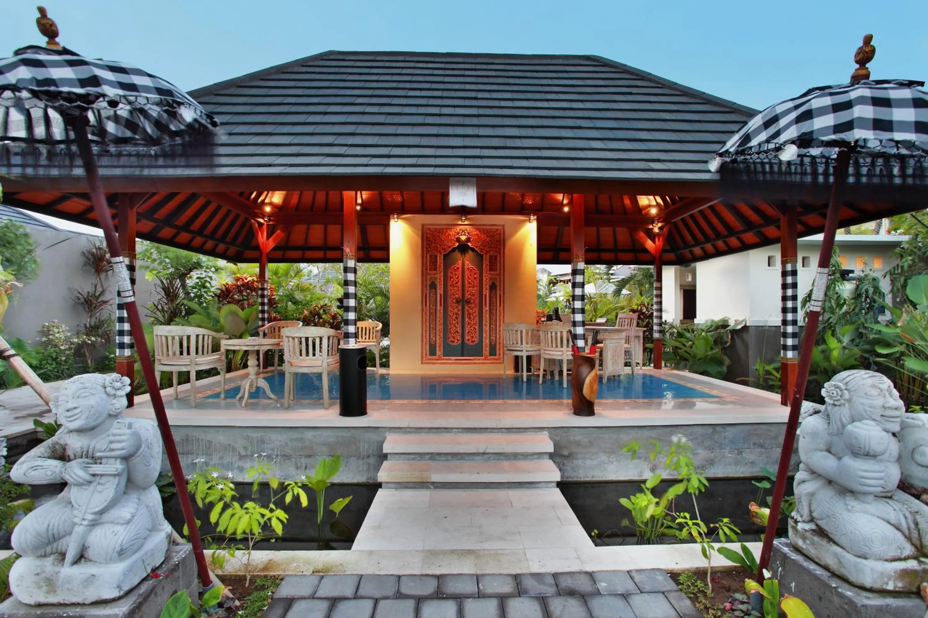 Facade/entrance in New Pondok Sara Villas