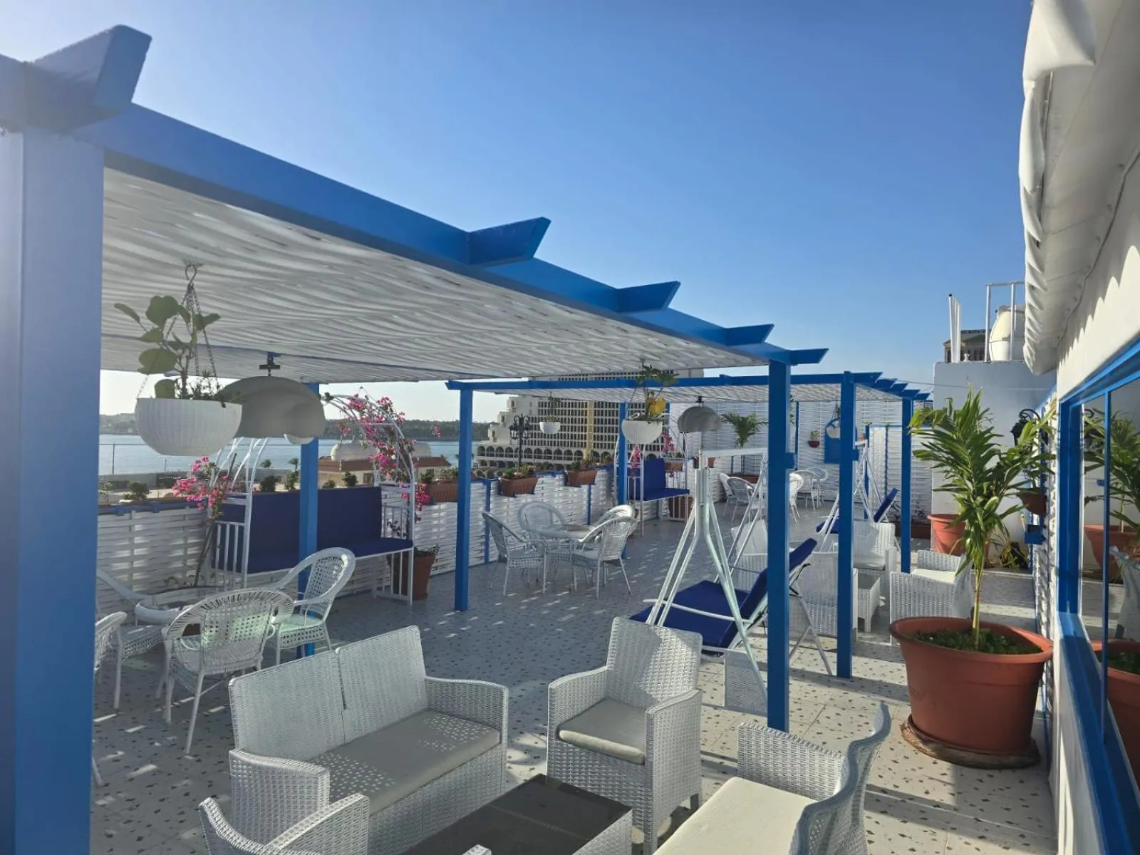 Day in Rahhal AlBahr Serviced Apartments