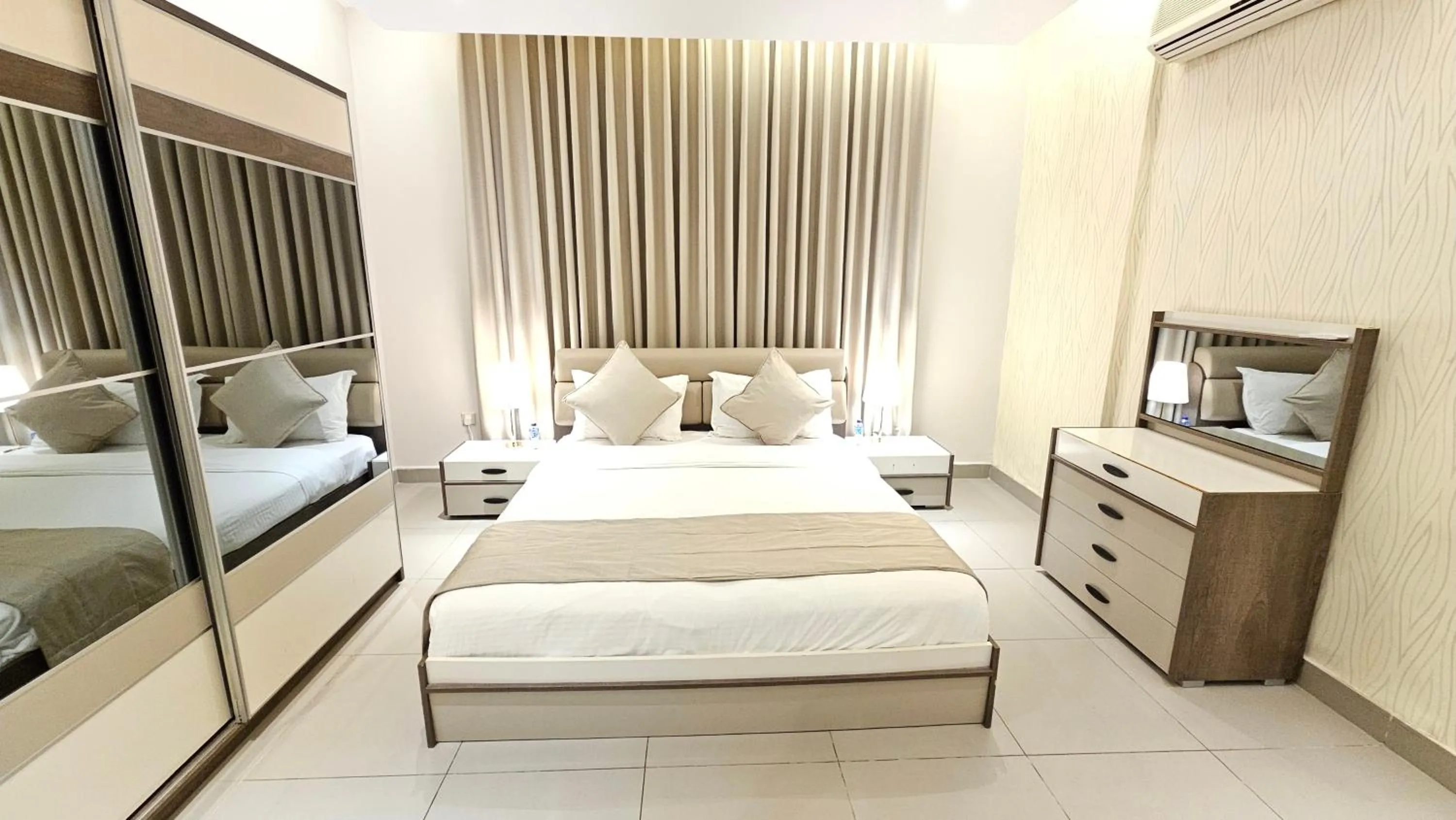 Bed in Rahhal AlBahr Serviced Apartments