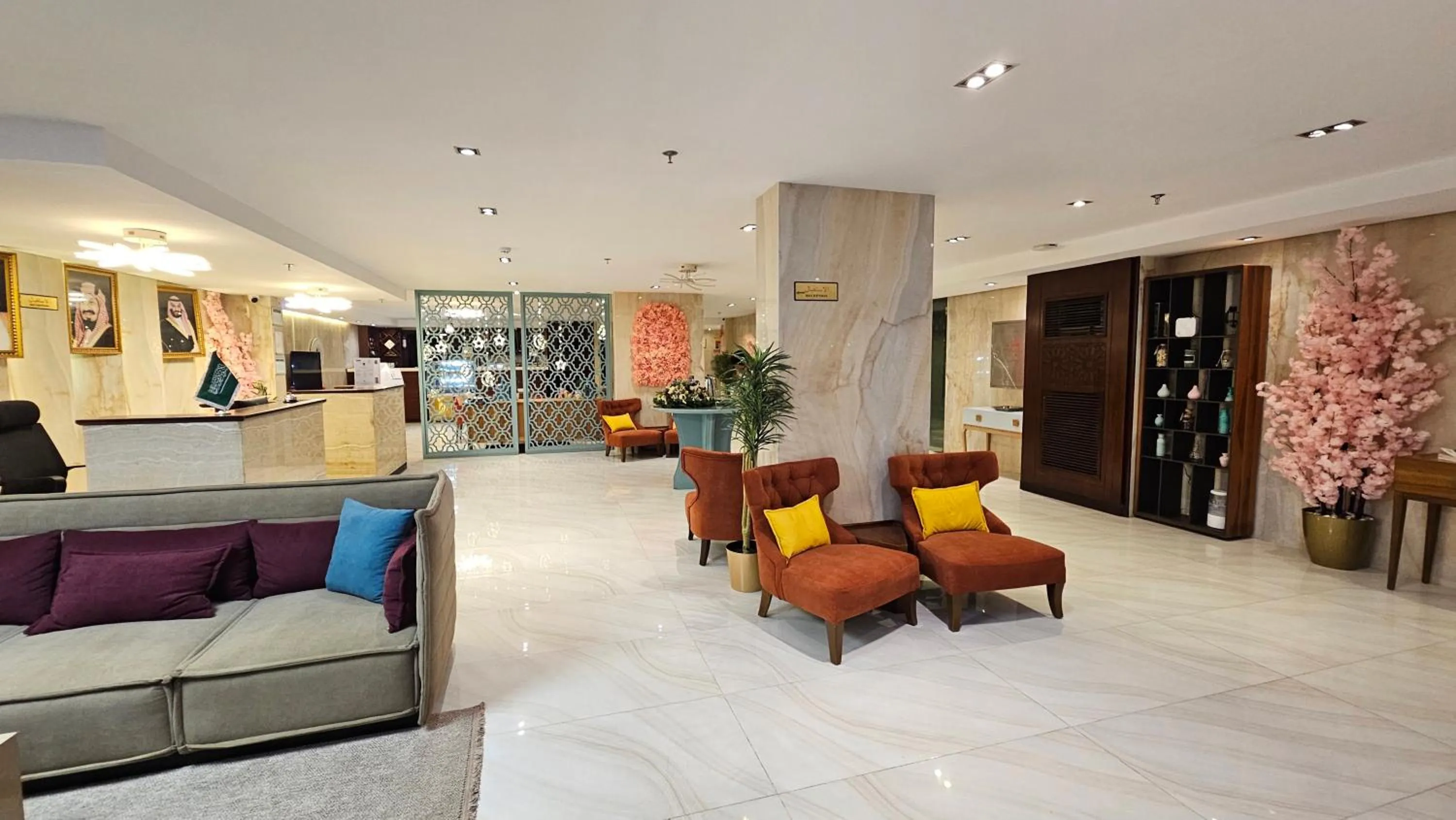 Lobby or reception in Rahhal AlBahr Serviced Apartments