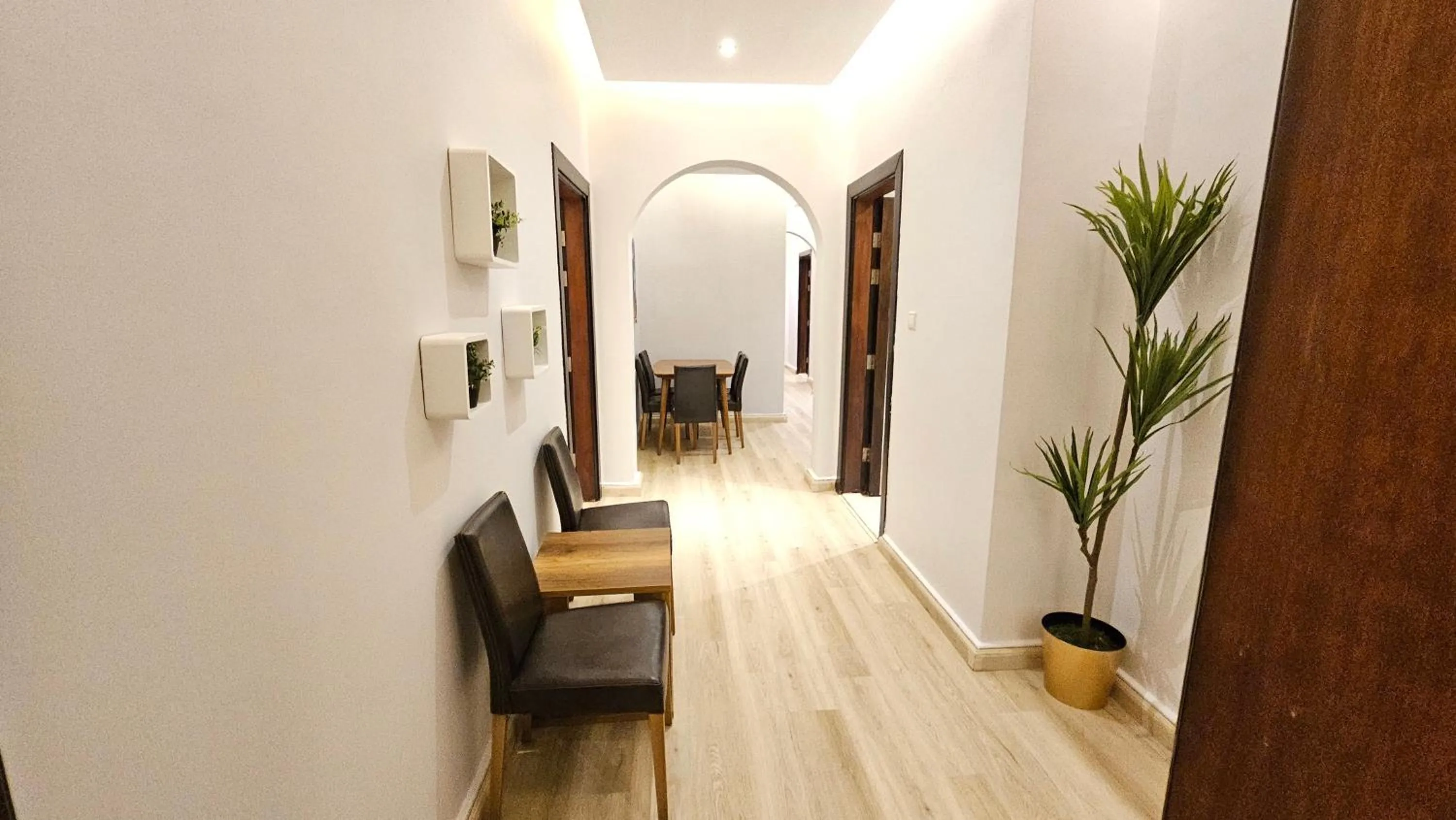 Living room in Rahhal AlBahr Serviced Apartments