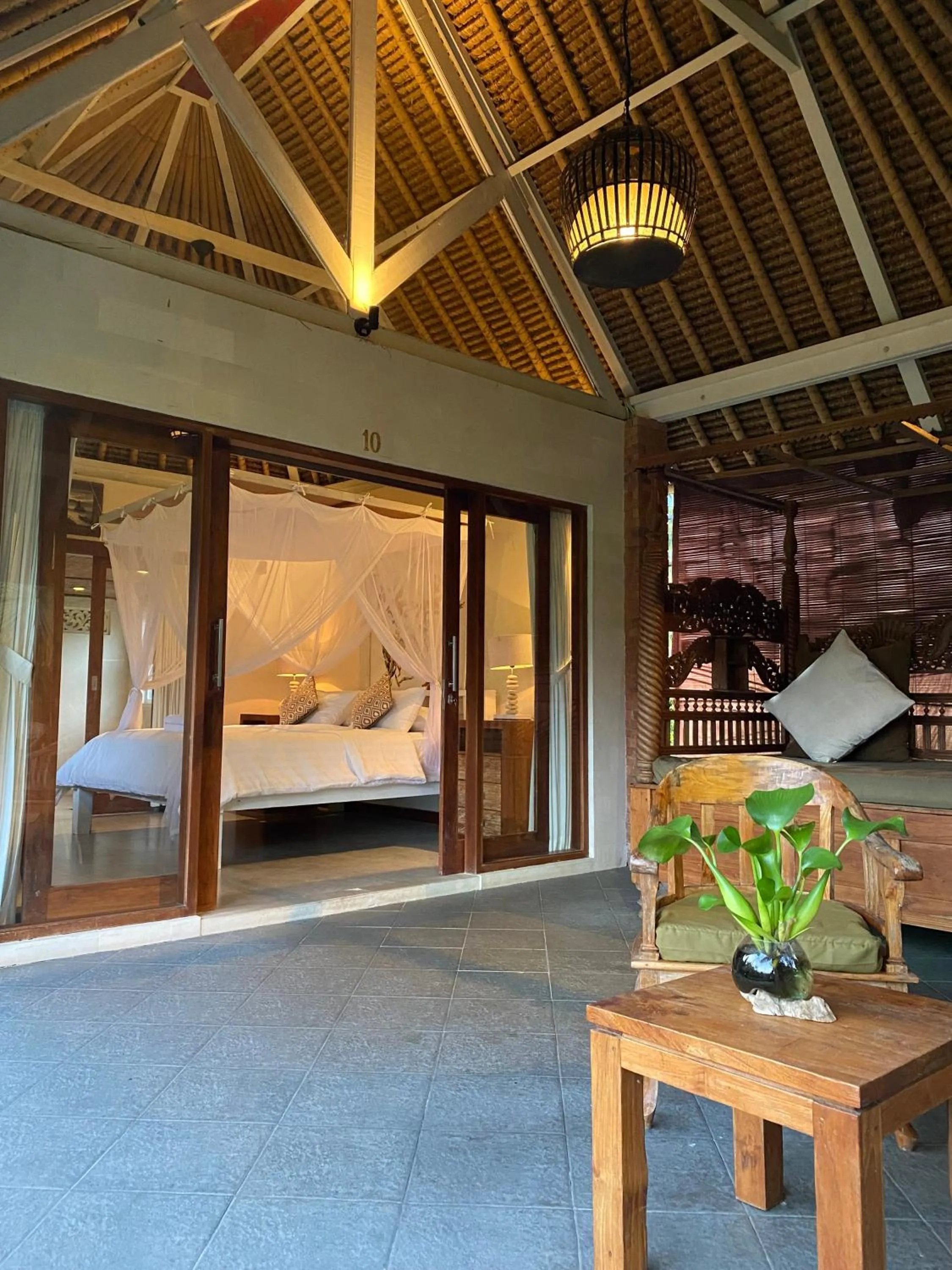 Balcony/Terrace, Bed in Sawah Indah Villa
