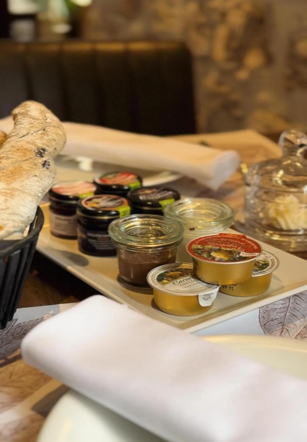 Breakfast in Villa Pergola