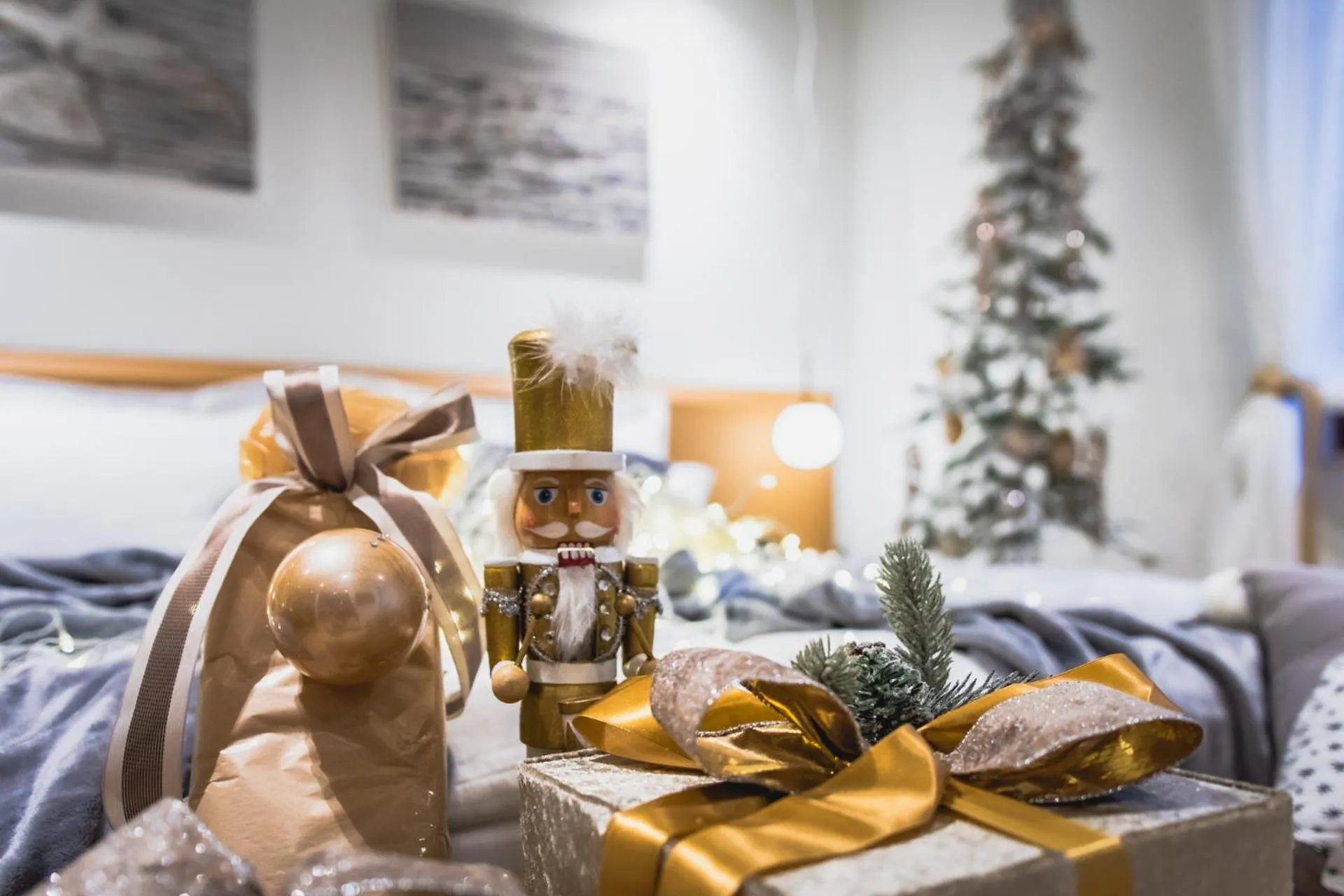 Decorative detail in Villa Pergola