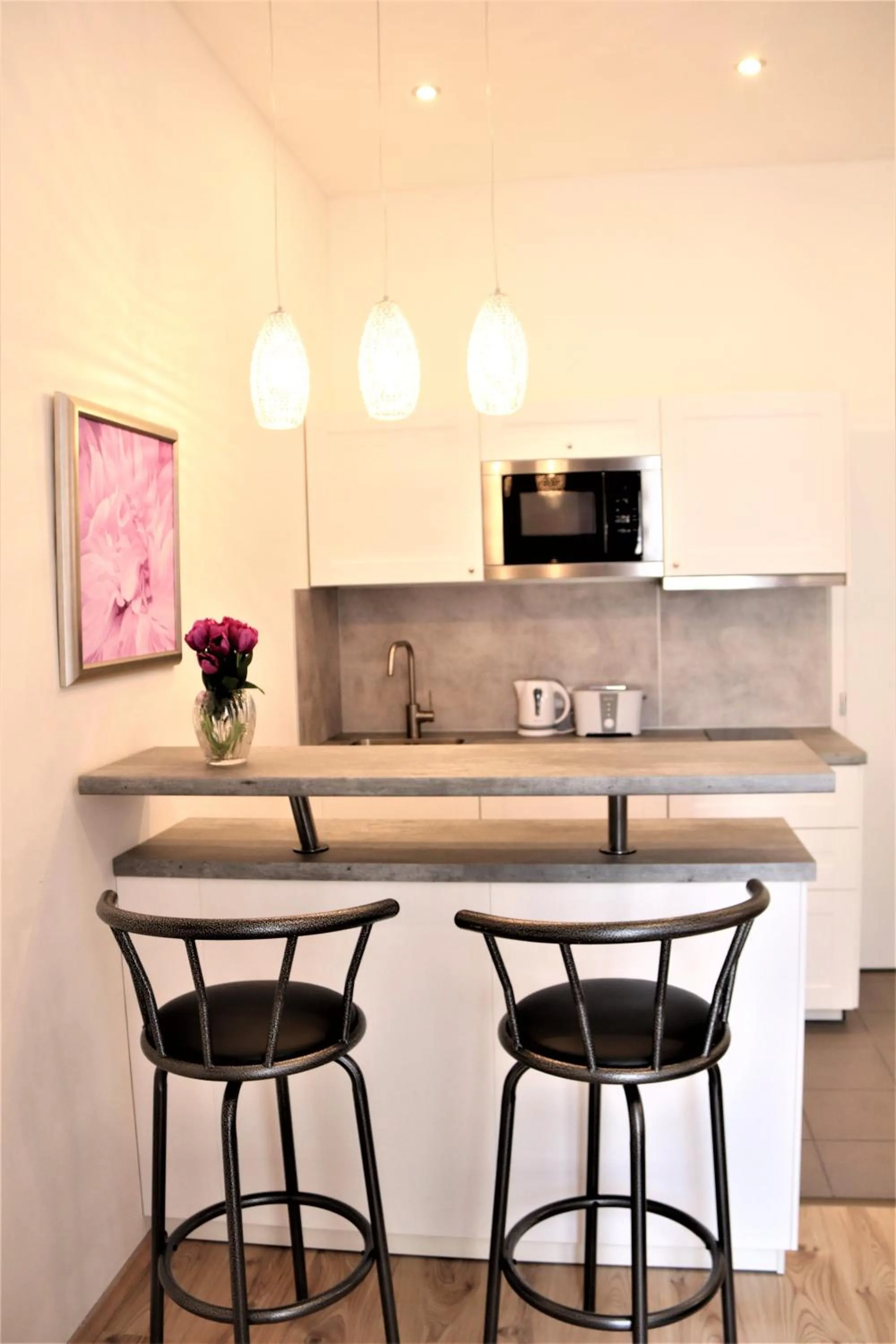 Kitchen or kitchenette in Flowers apartments