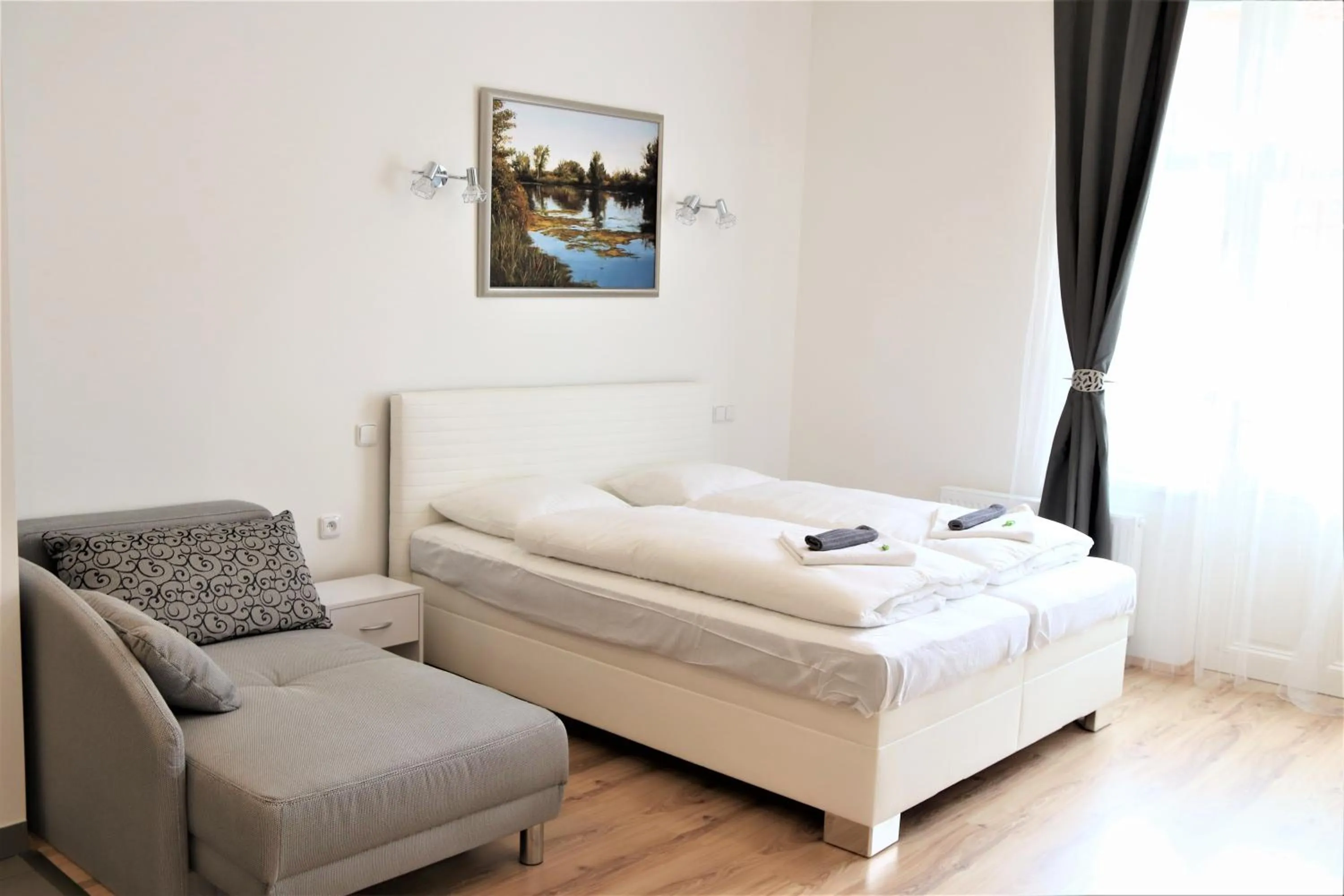 Bed in Flowers apartments