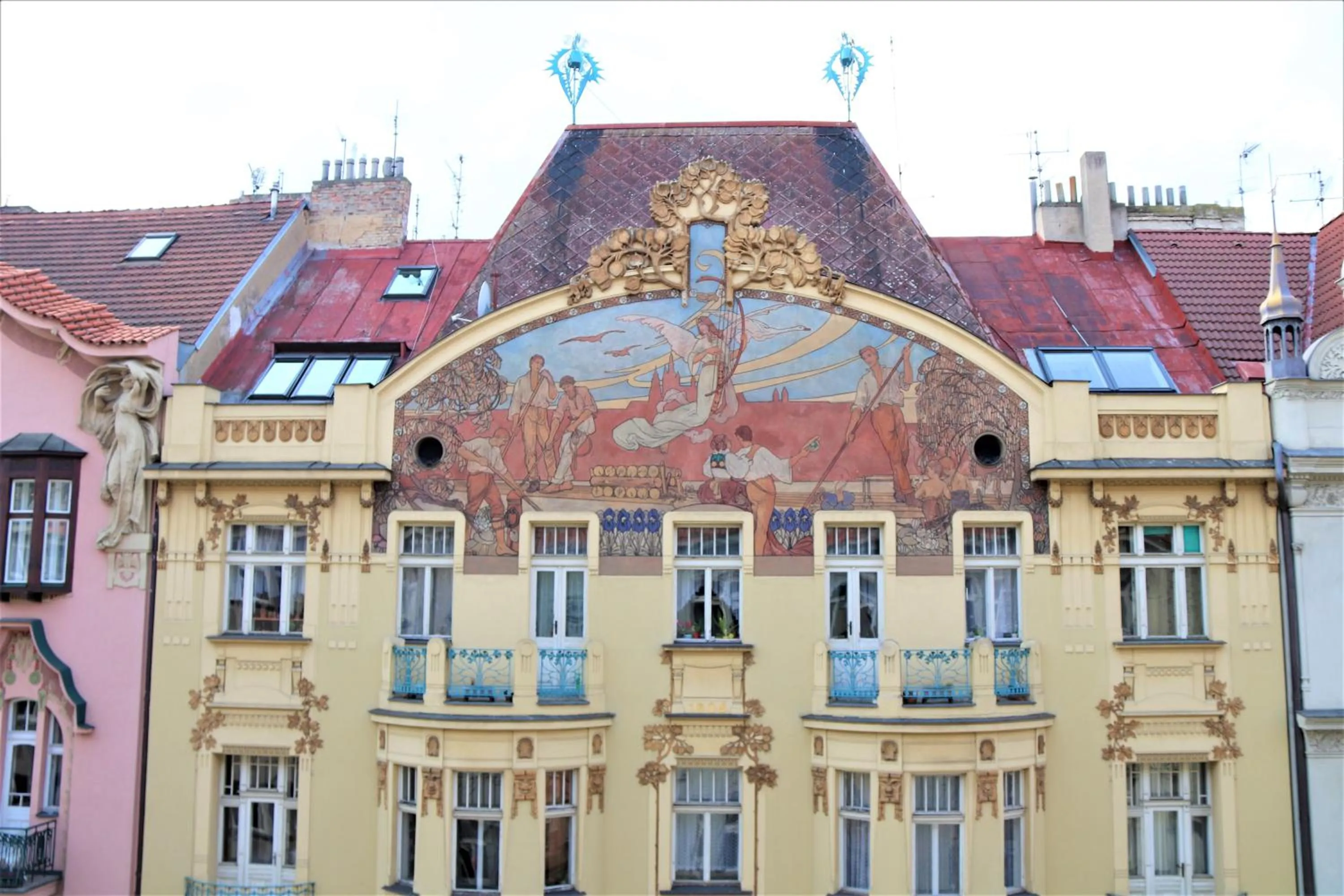 Landmark view in Flowers apartments