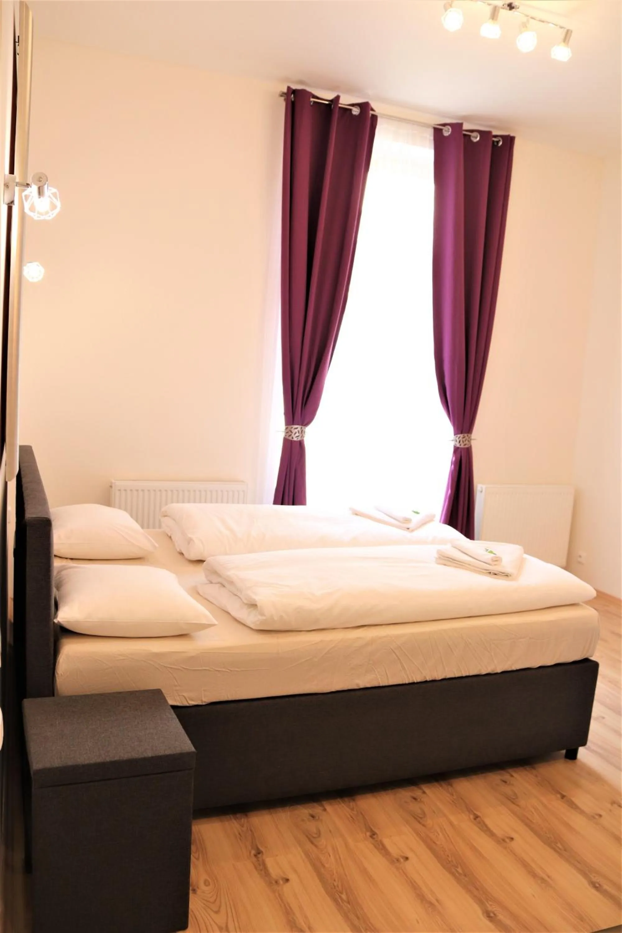 Bed in Flowers apartments