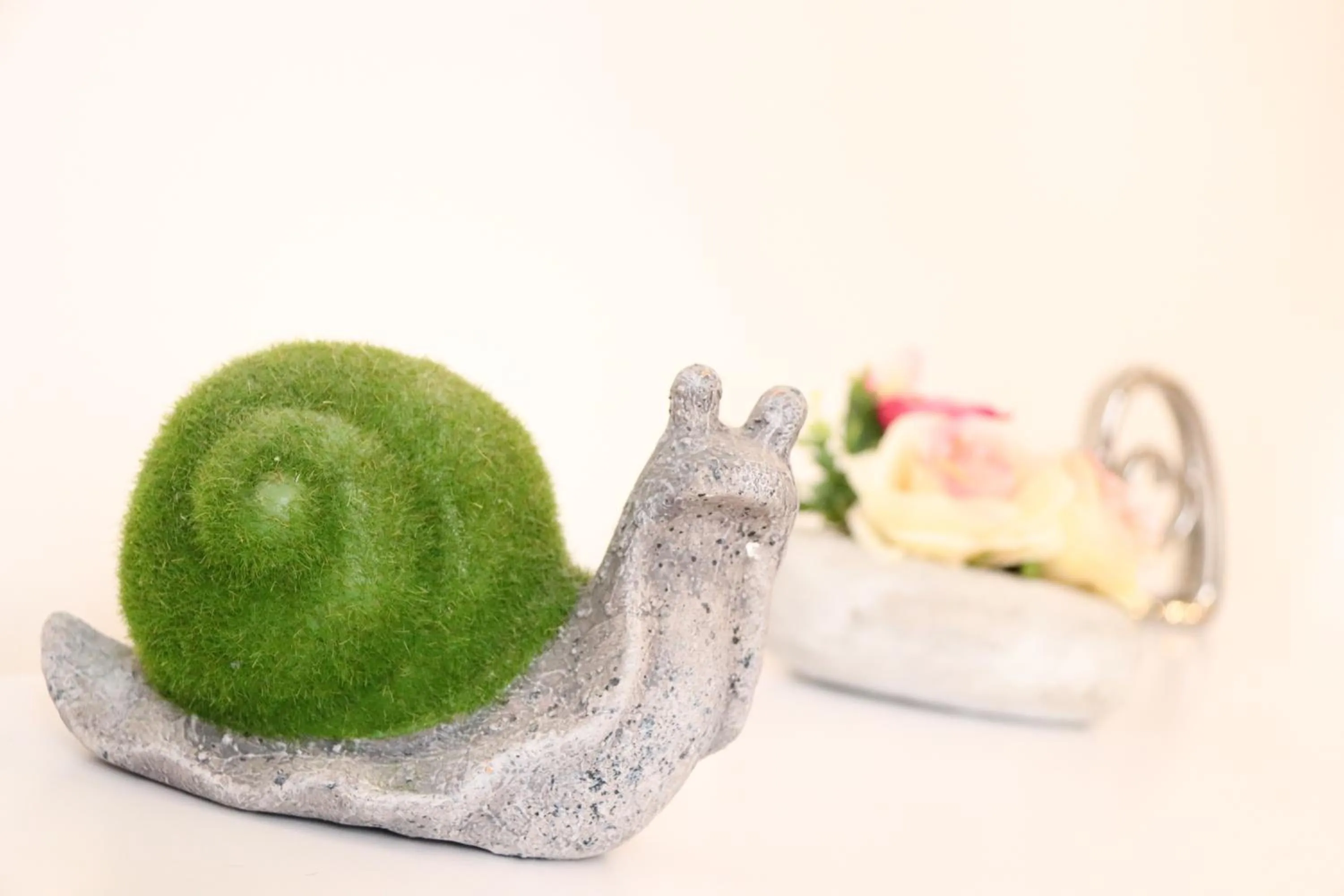 Decorative detail in Flowers apartments