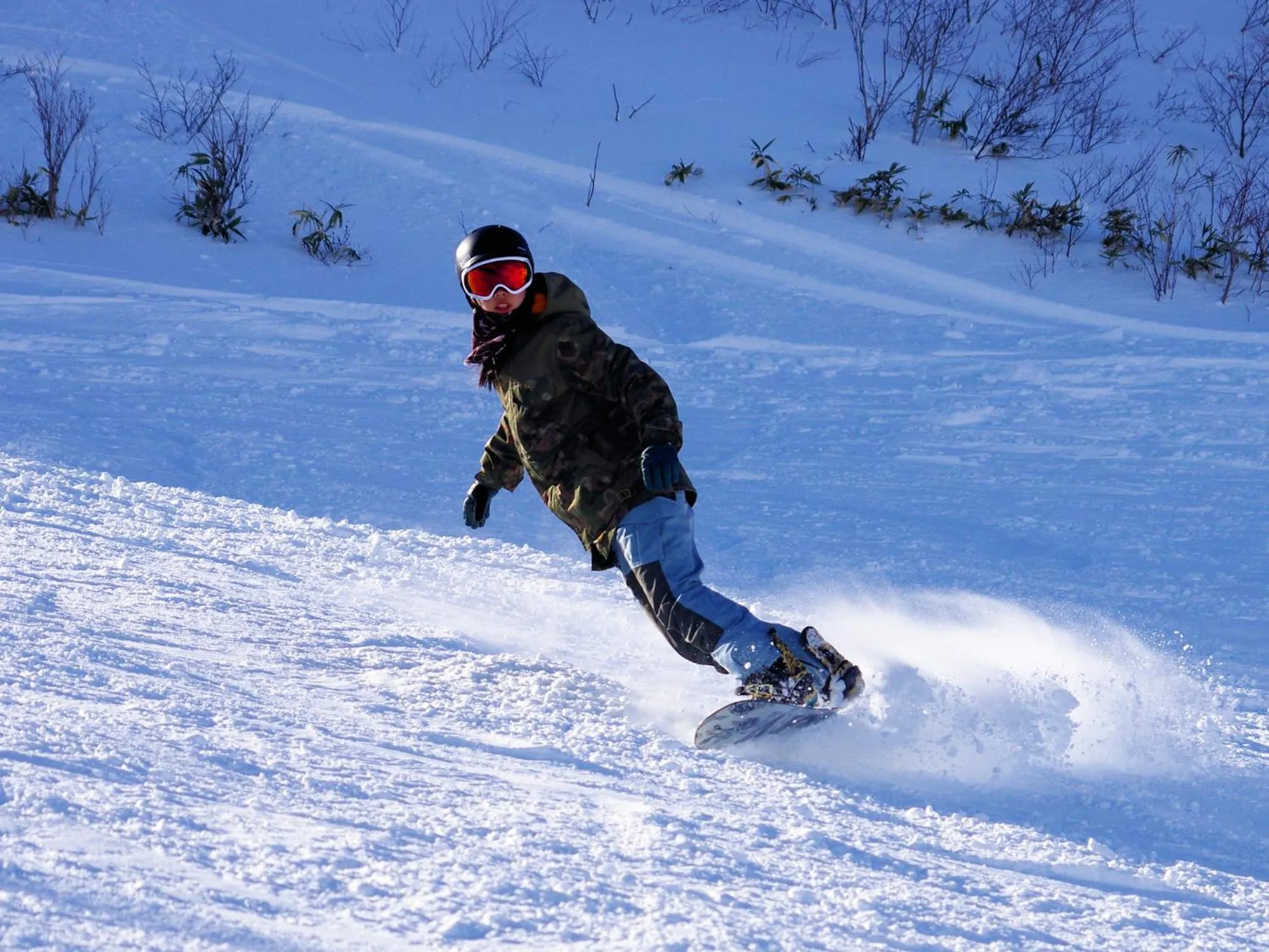 Skiing in Yunoyado Mochizuki