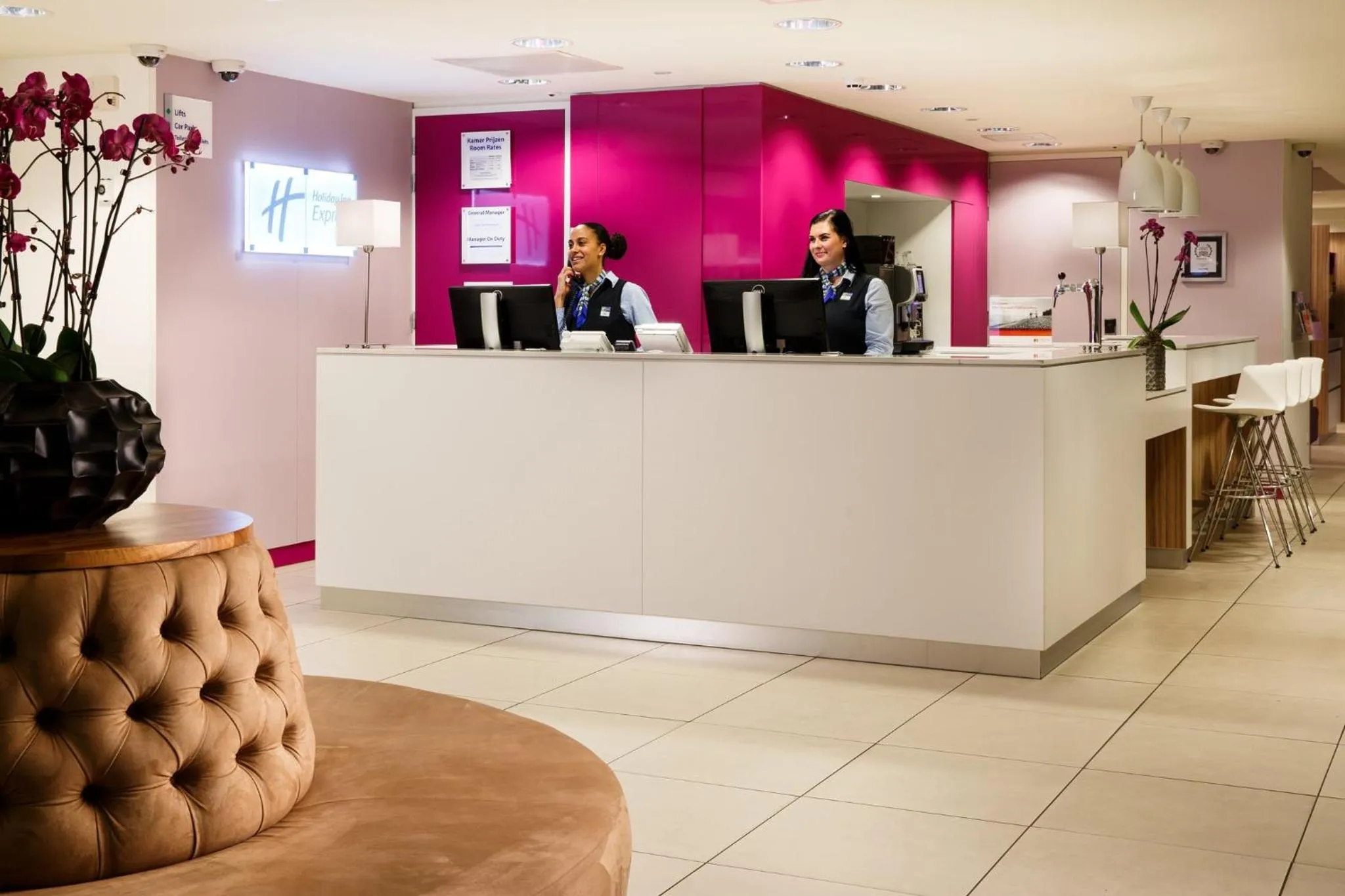 Lobby or reception in Holiday Inn Express Arnhem by IHG