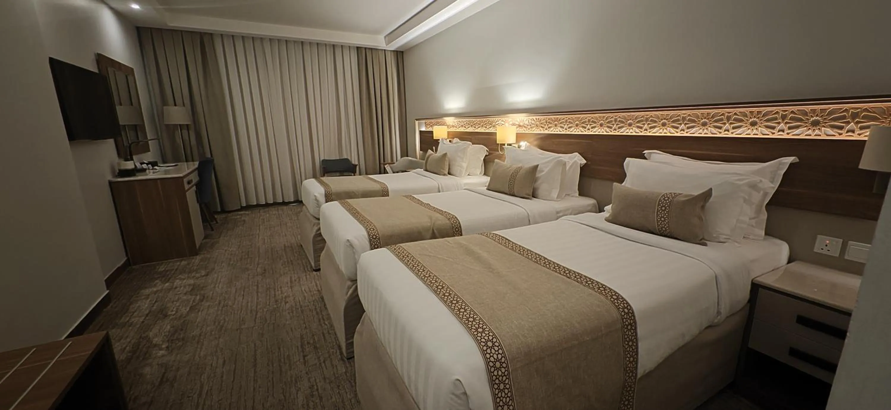 Bed in Le Bosphorus Hotel - Waqf Safi