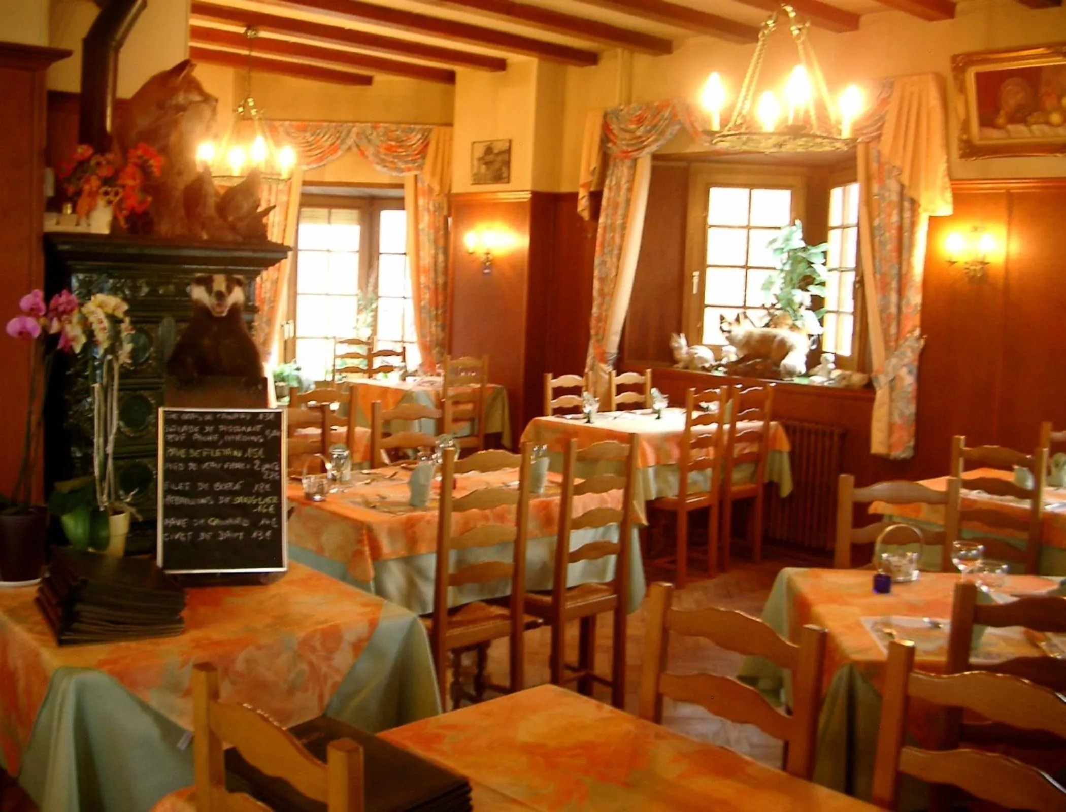 Restaurant/places to eat in Le Chalet