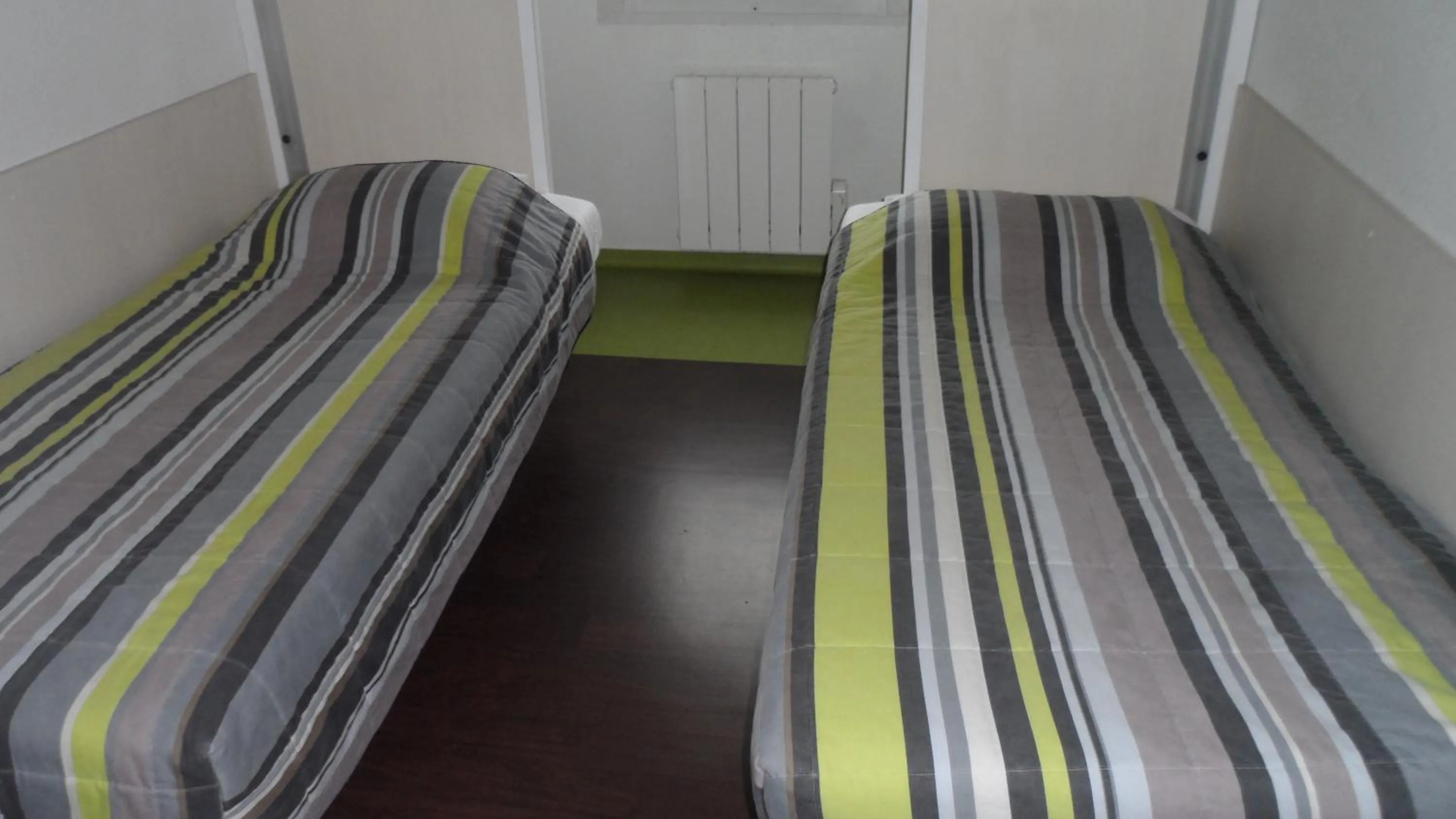 Bed in hotelF1 Blois