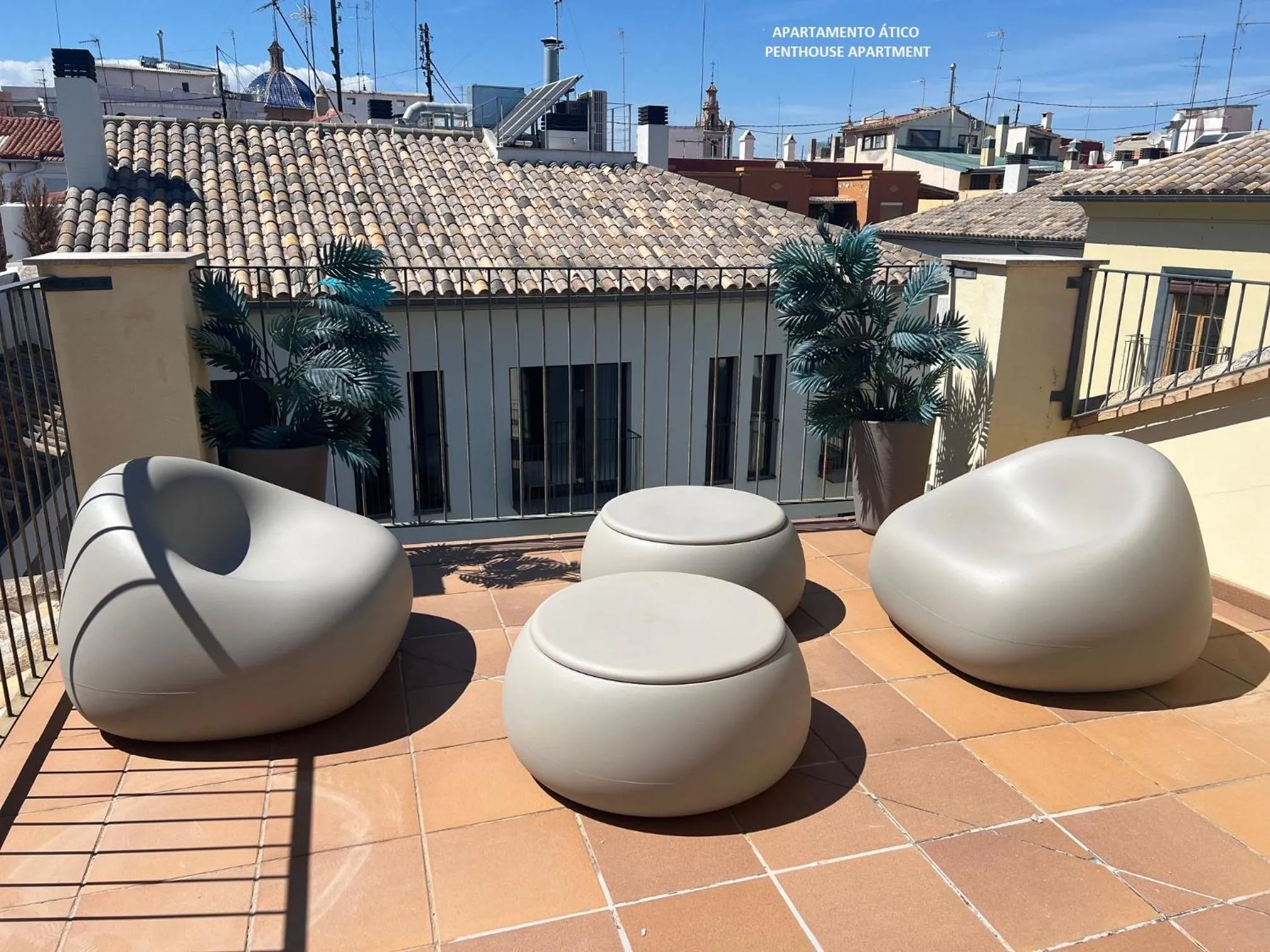Balcony/Terrace in Mon Suites Catedral