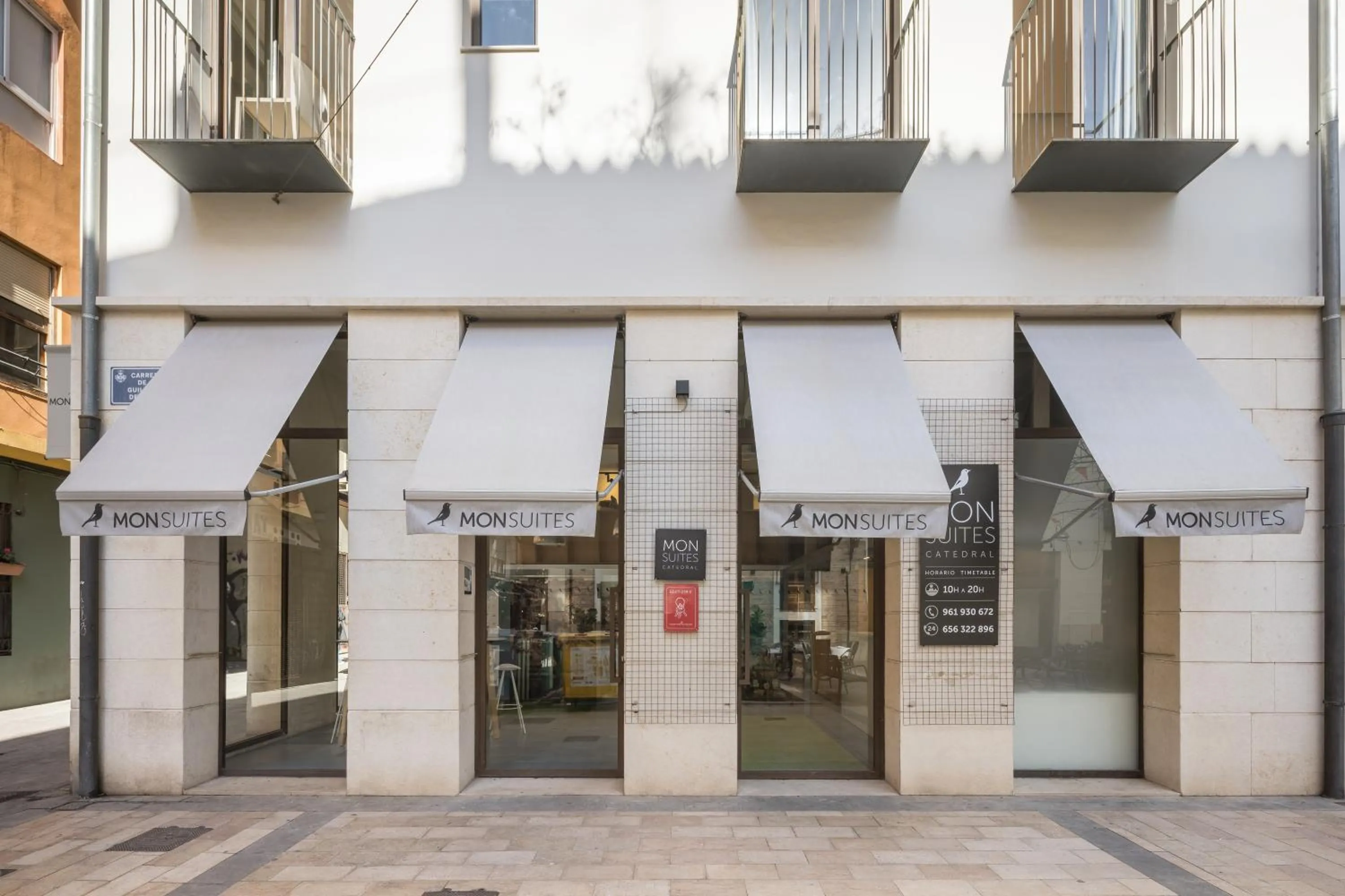 Lobby or reception in Mon Suites Catedral