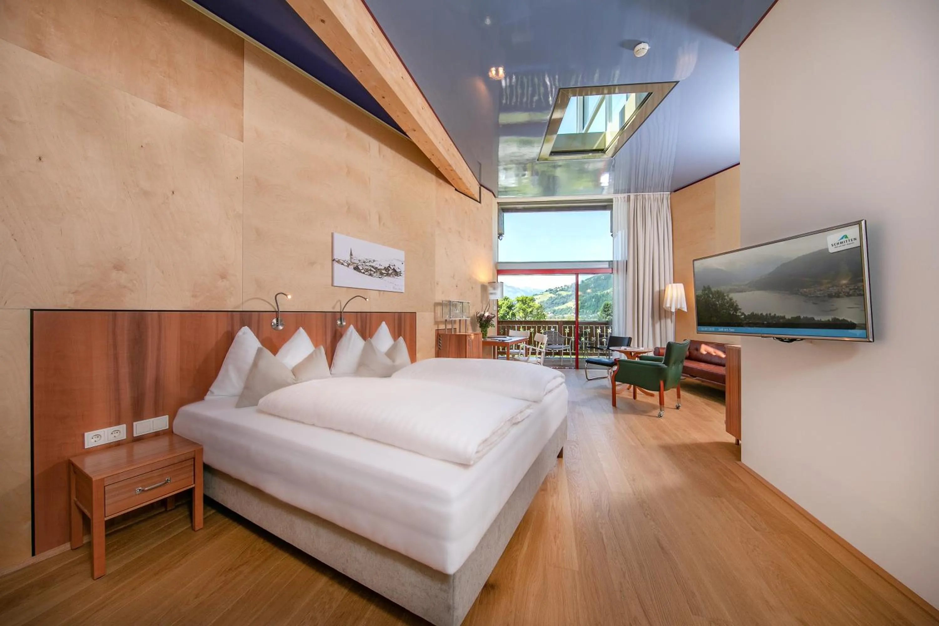 Photo of the whole room, Bed in Der Erlhof Restaurant & Landhotel