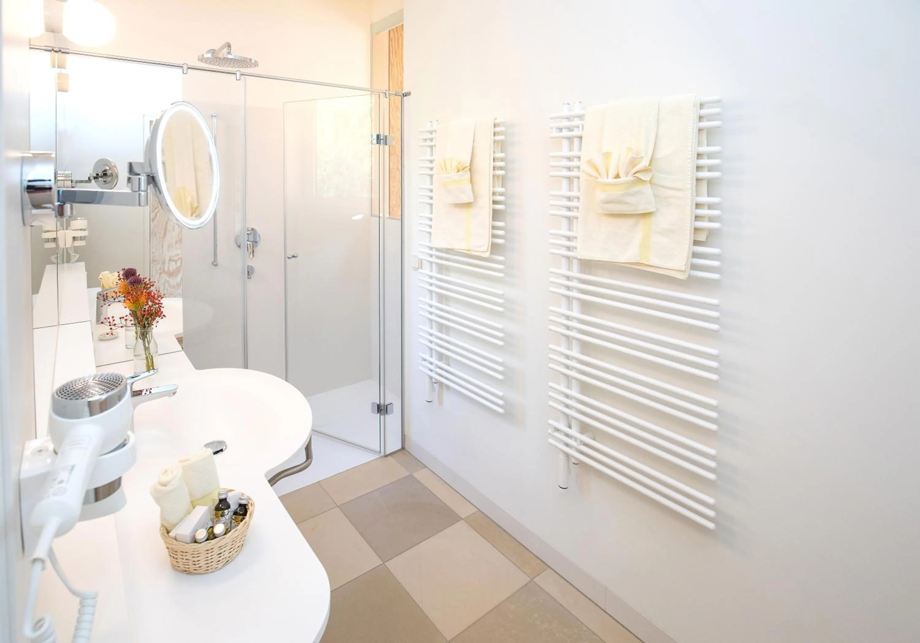 Shower in Der Erlhof Restaurant & Landhotel