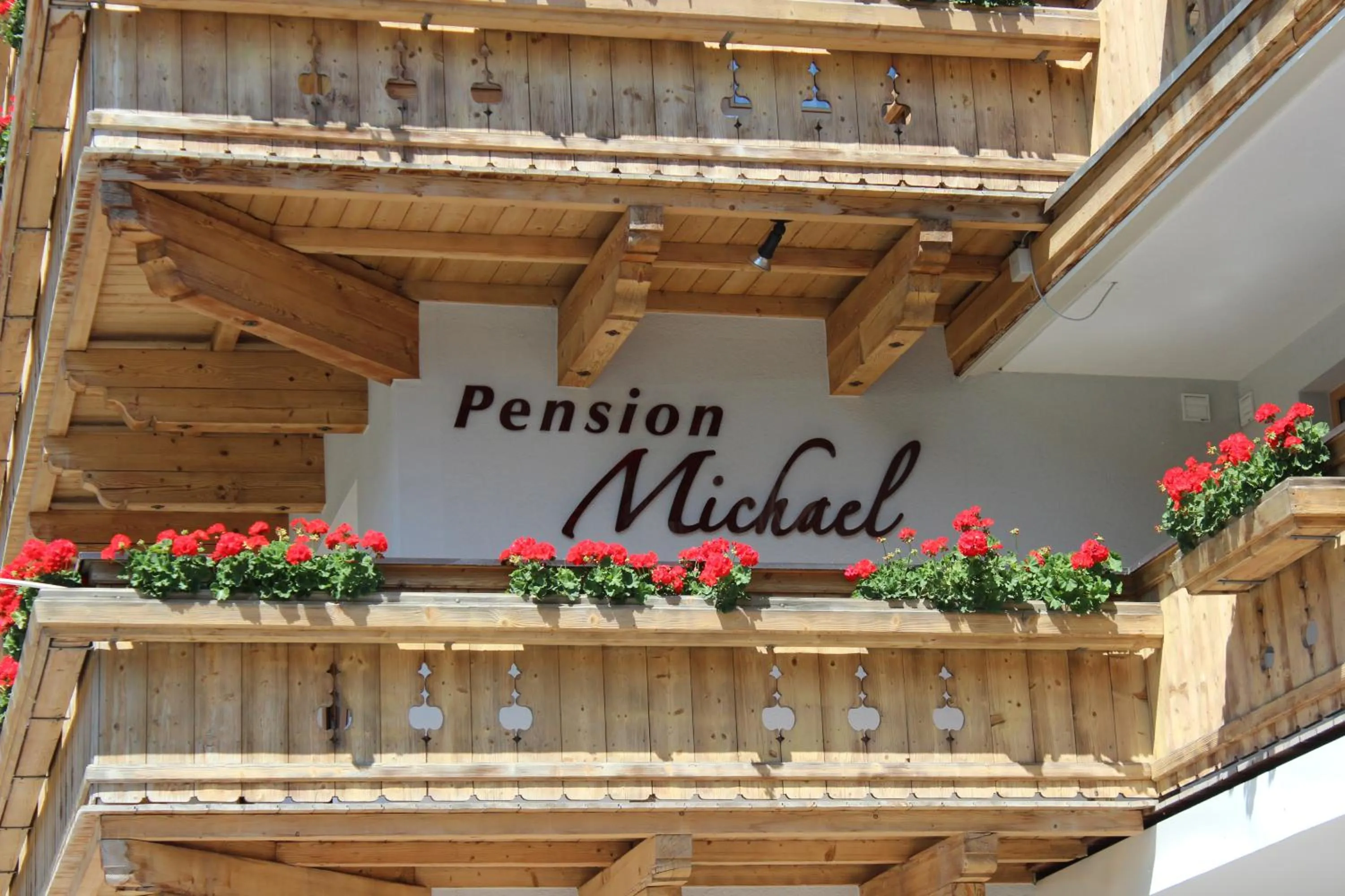 Property logo or sign in Pension Michael