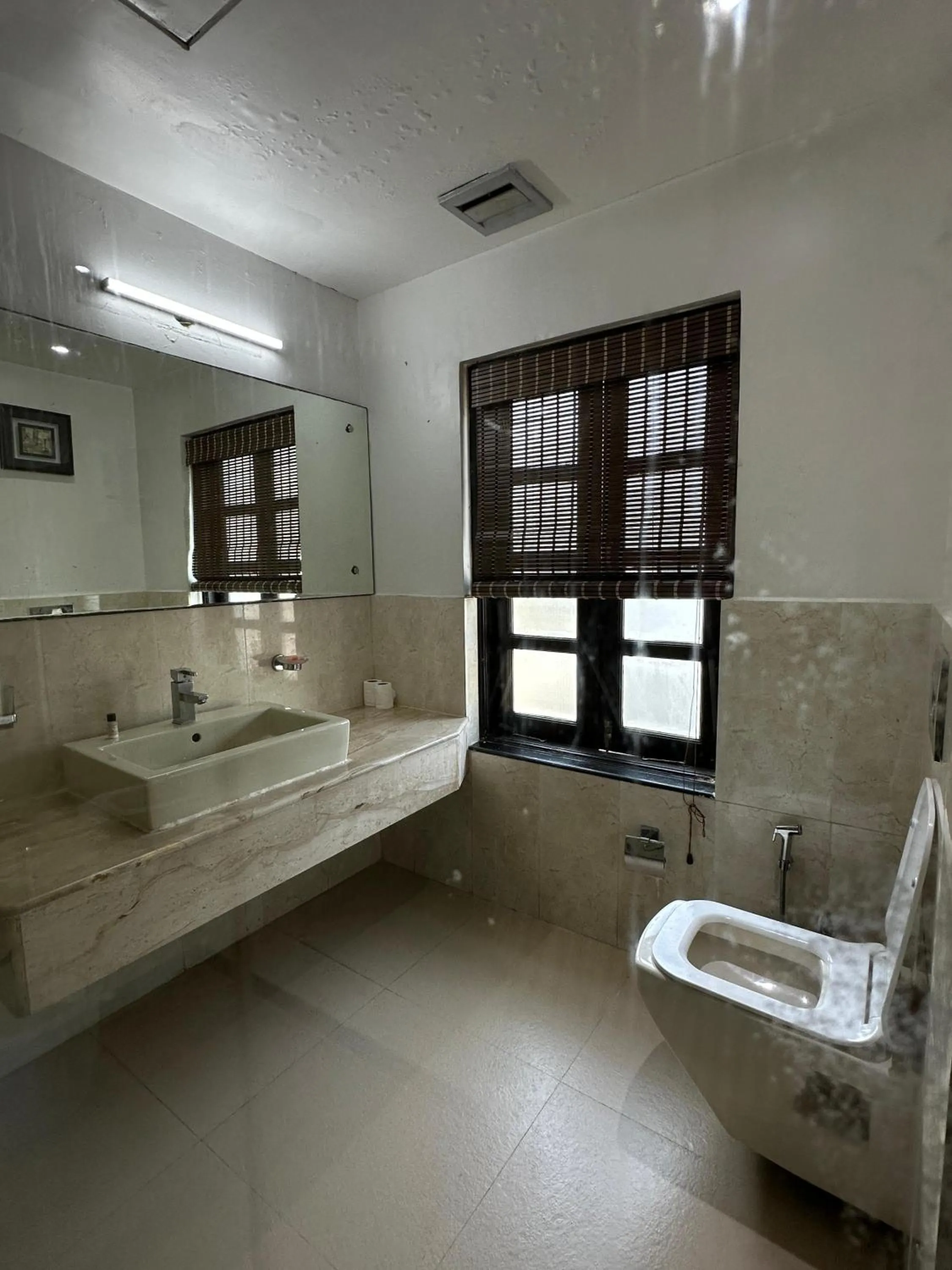 Toilet in Silver Sands Hideaway Resort, Candolim
