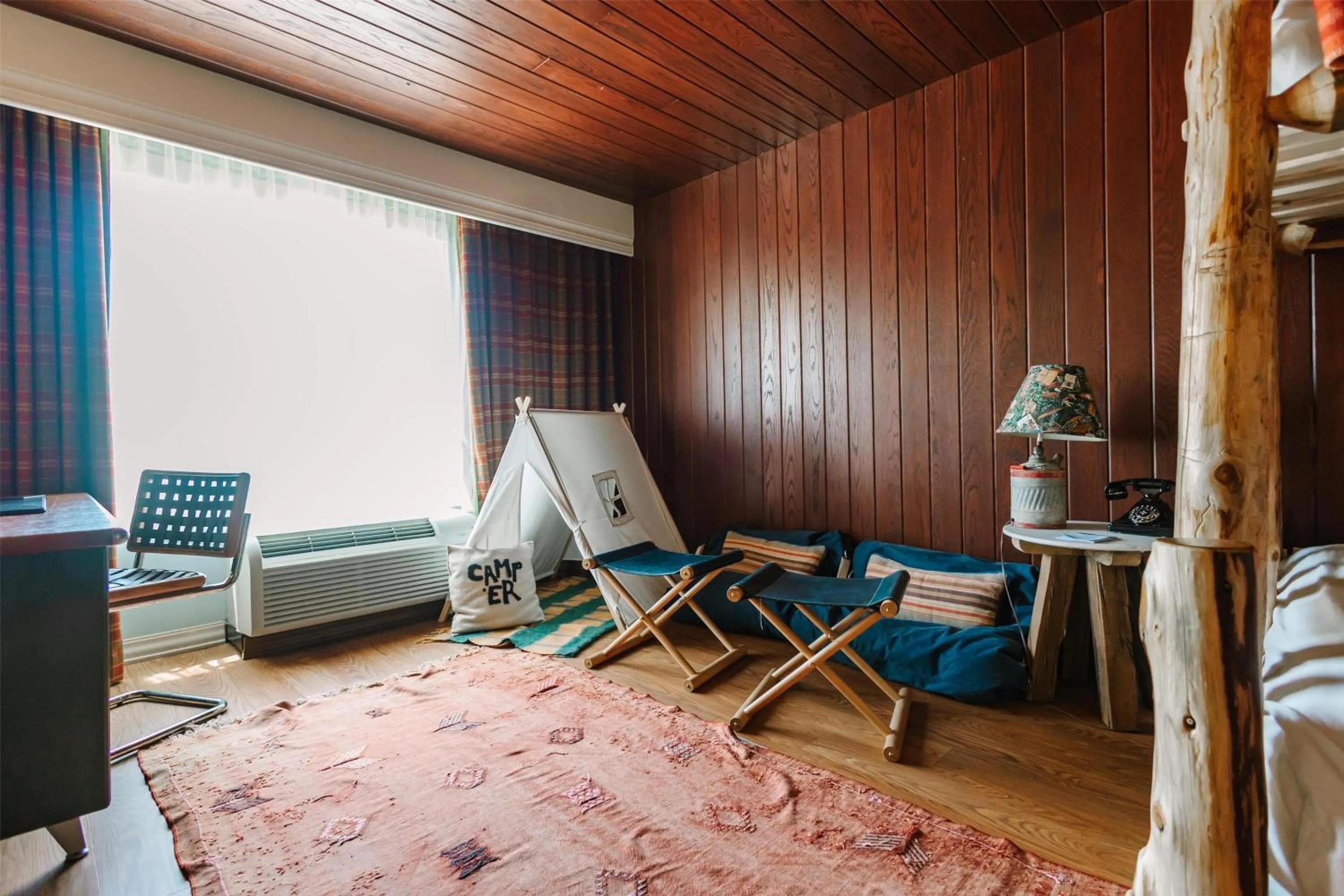 Bedroom in Graduate by Hilton Knoxville