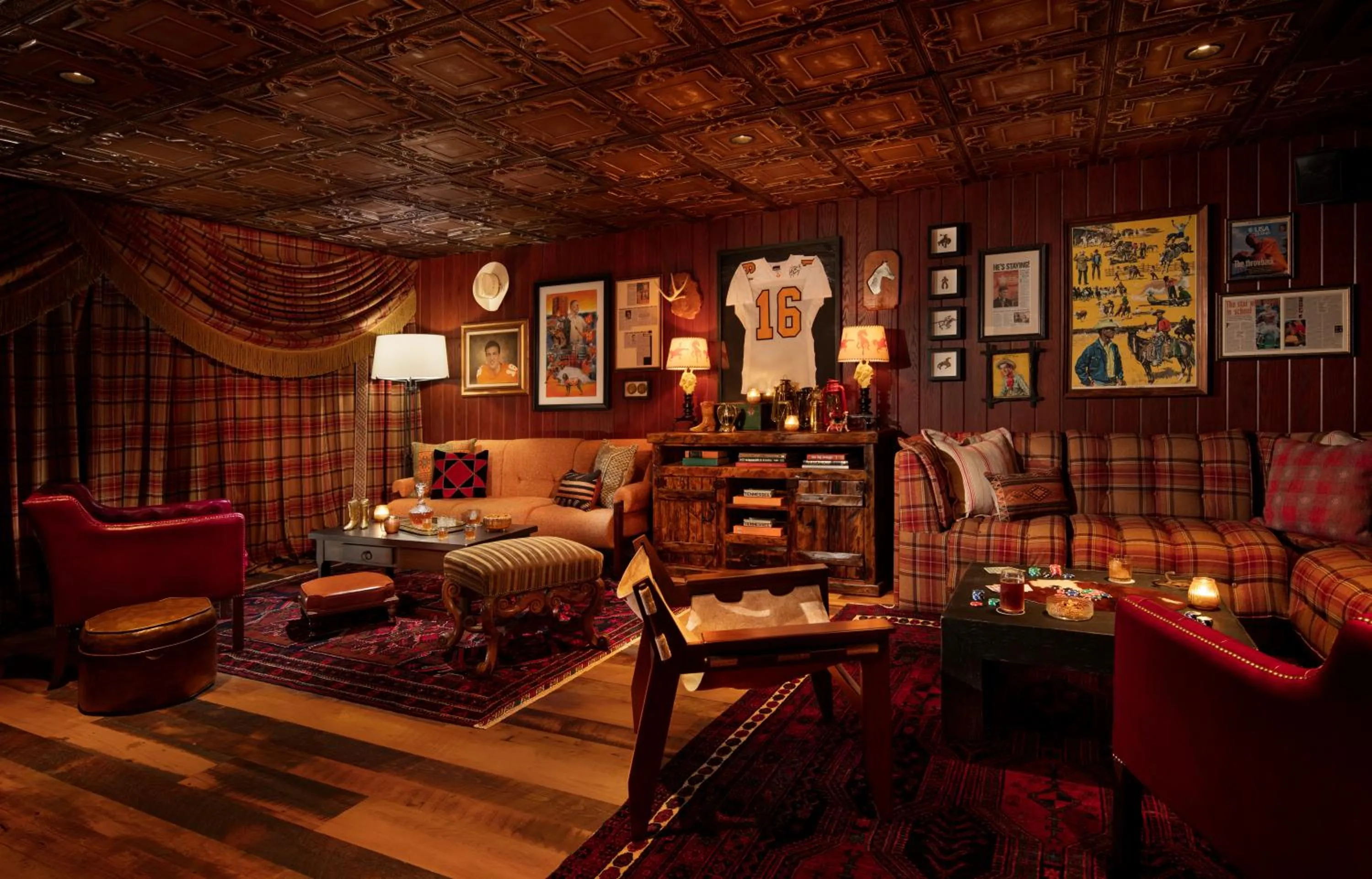 Lounge or bar in Graduate by Hilton Knoxville