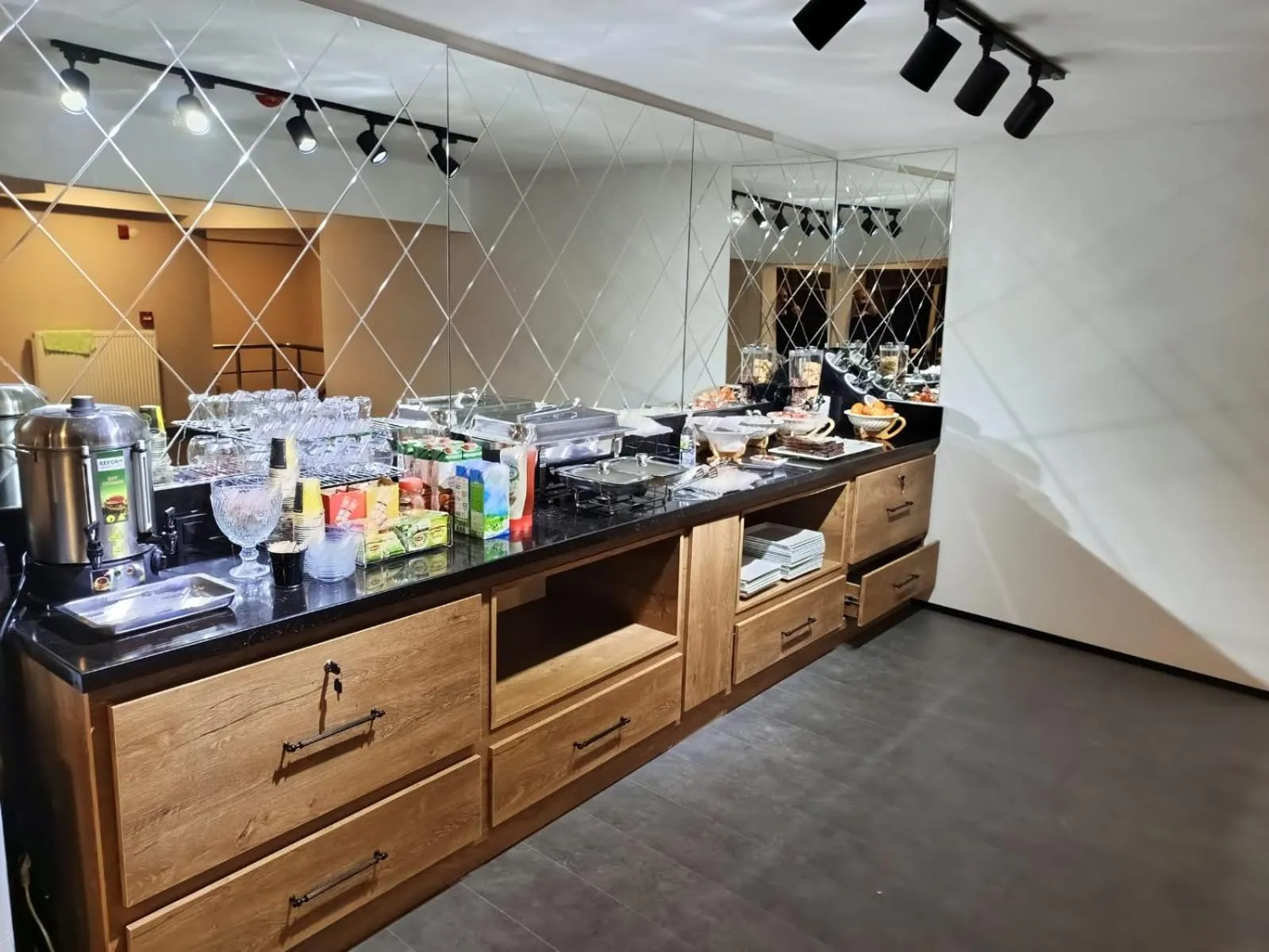 Buffet breakfast in Fidanoglu Suite Hotel