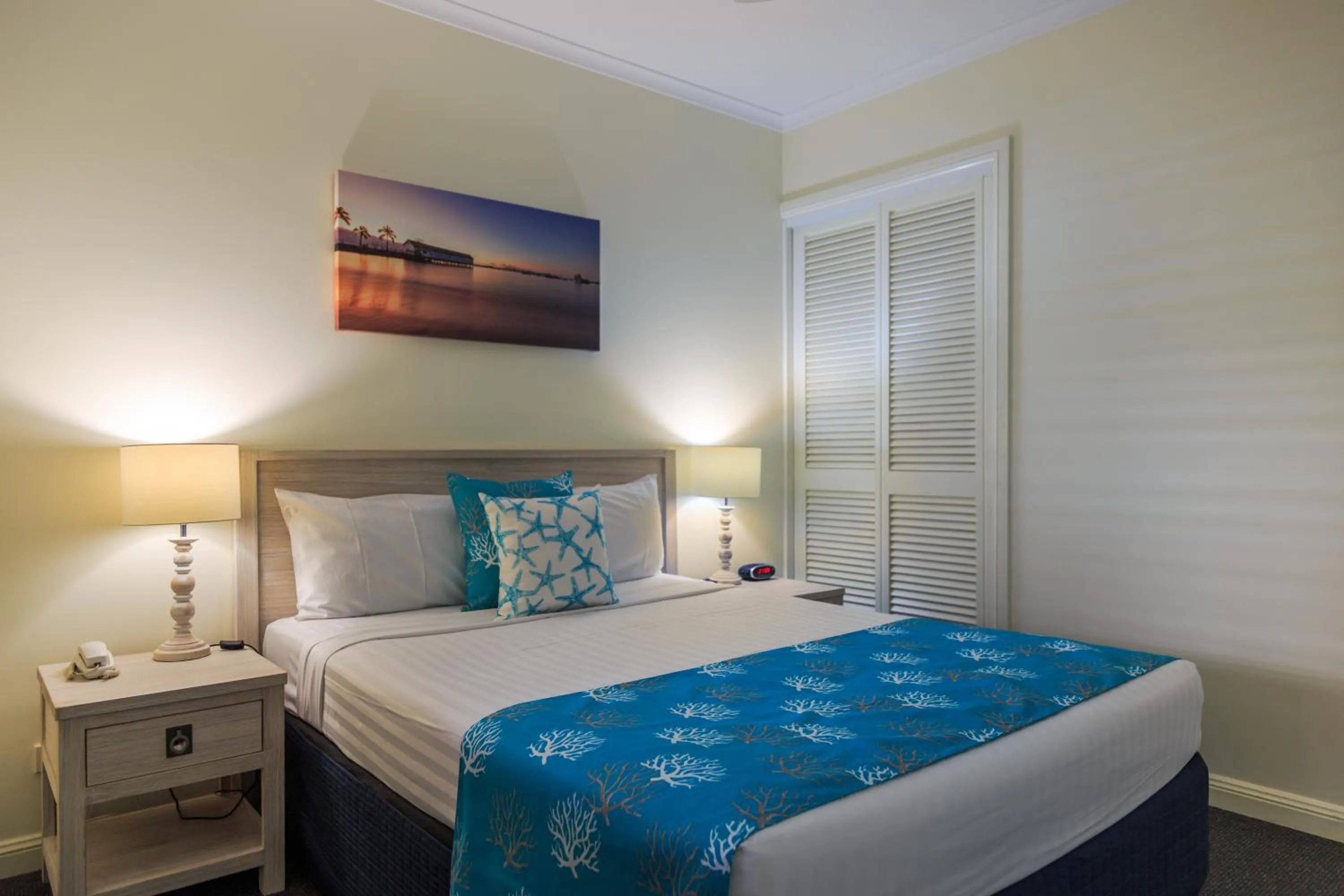 Bedroom, Bed in Macrossan House Boutique Holiday Apartments