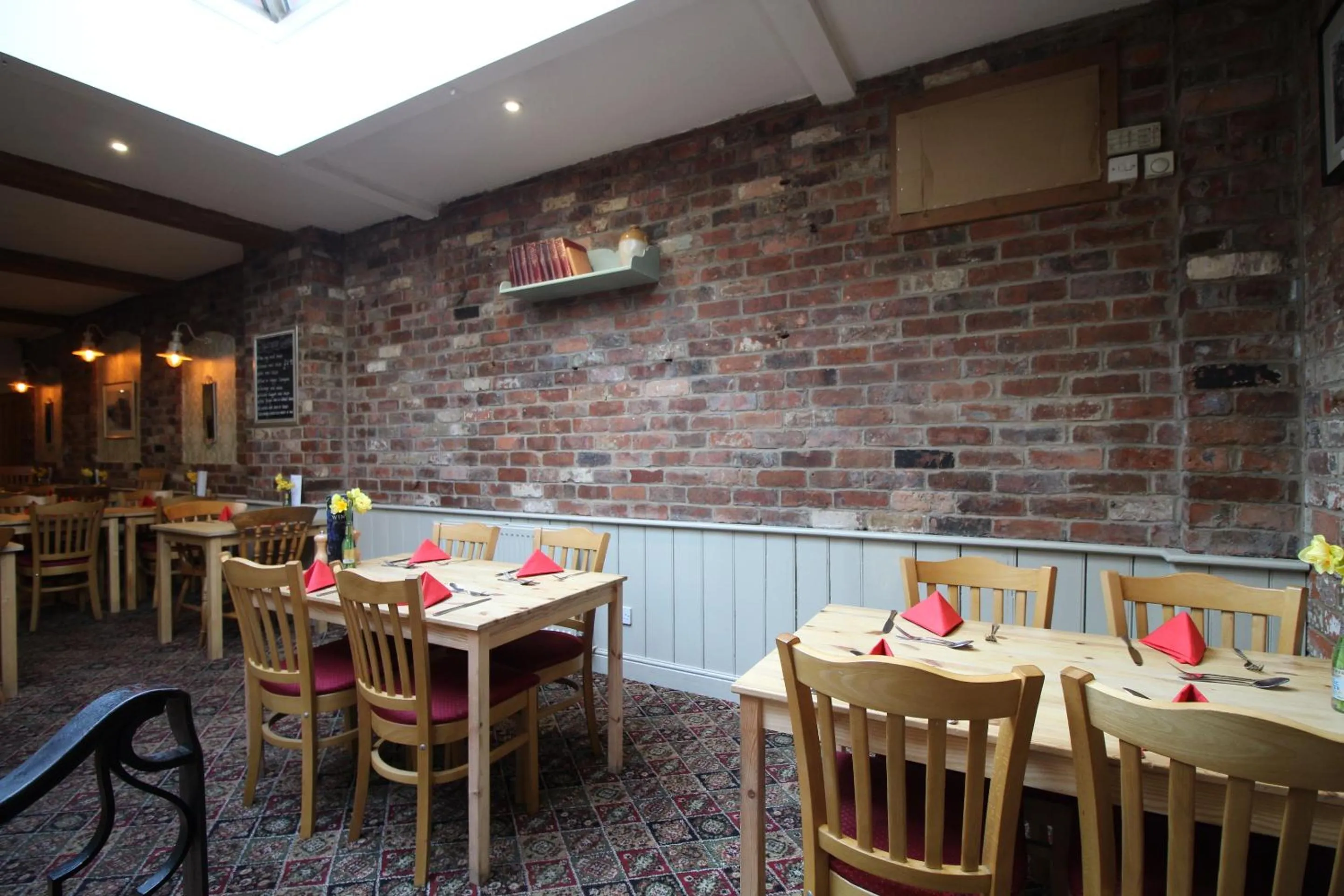 Dining area in The Clothiers Arms