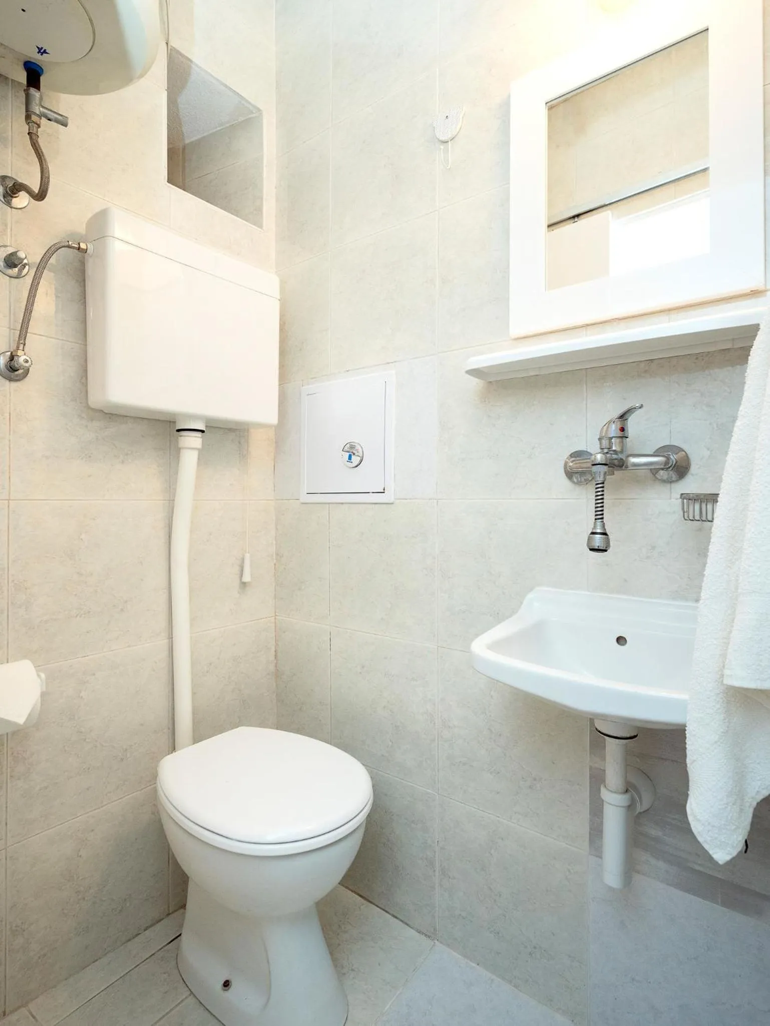 Toilet in Apartments Lotti