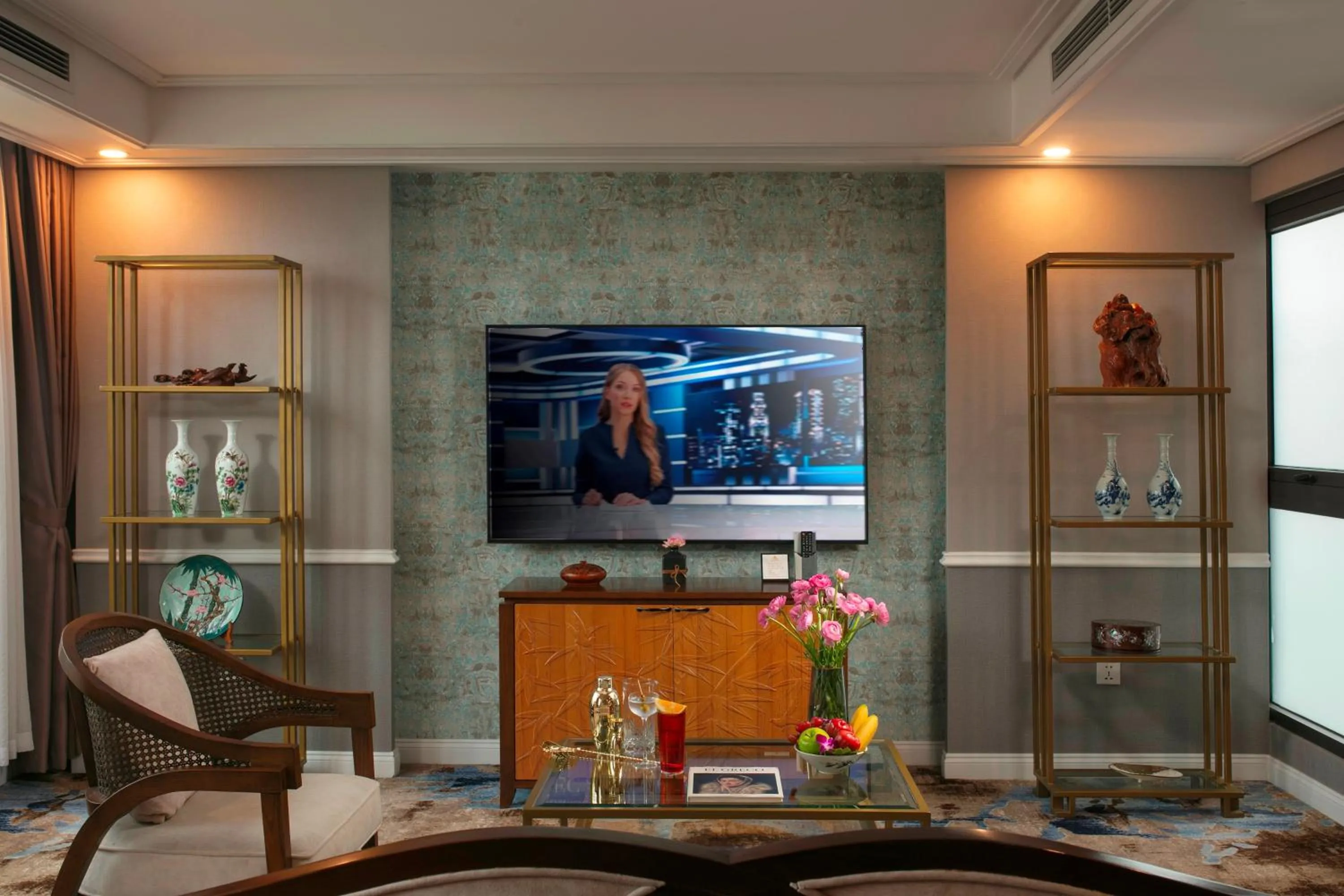 TV and multimedia in The Oriental Jade Hotel