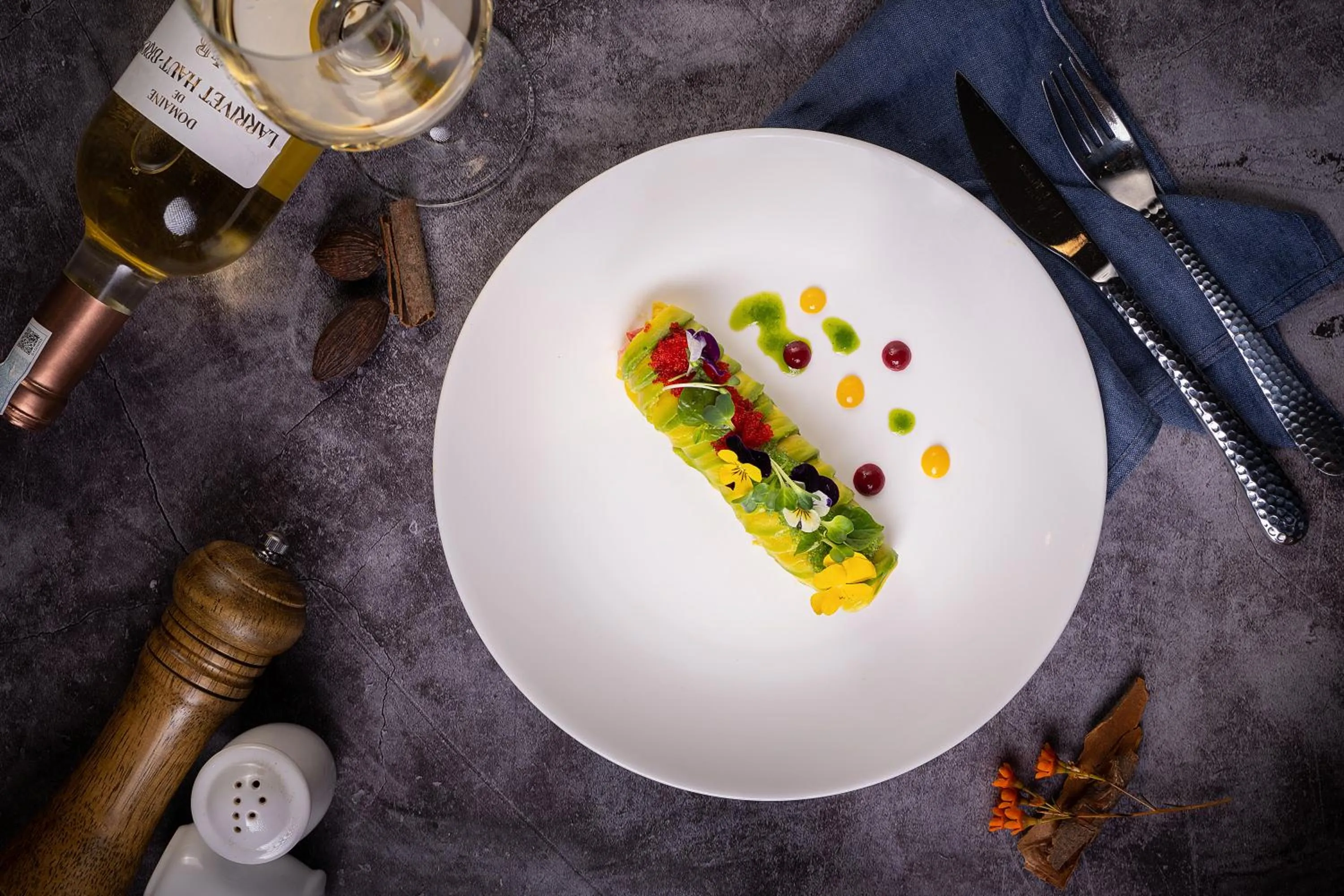 Food and drinks in The Oriental Jade Hotel