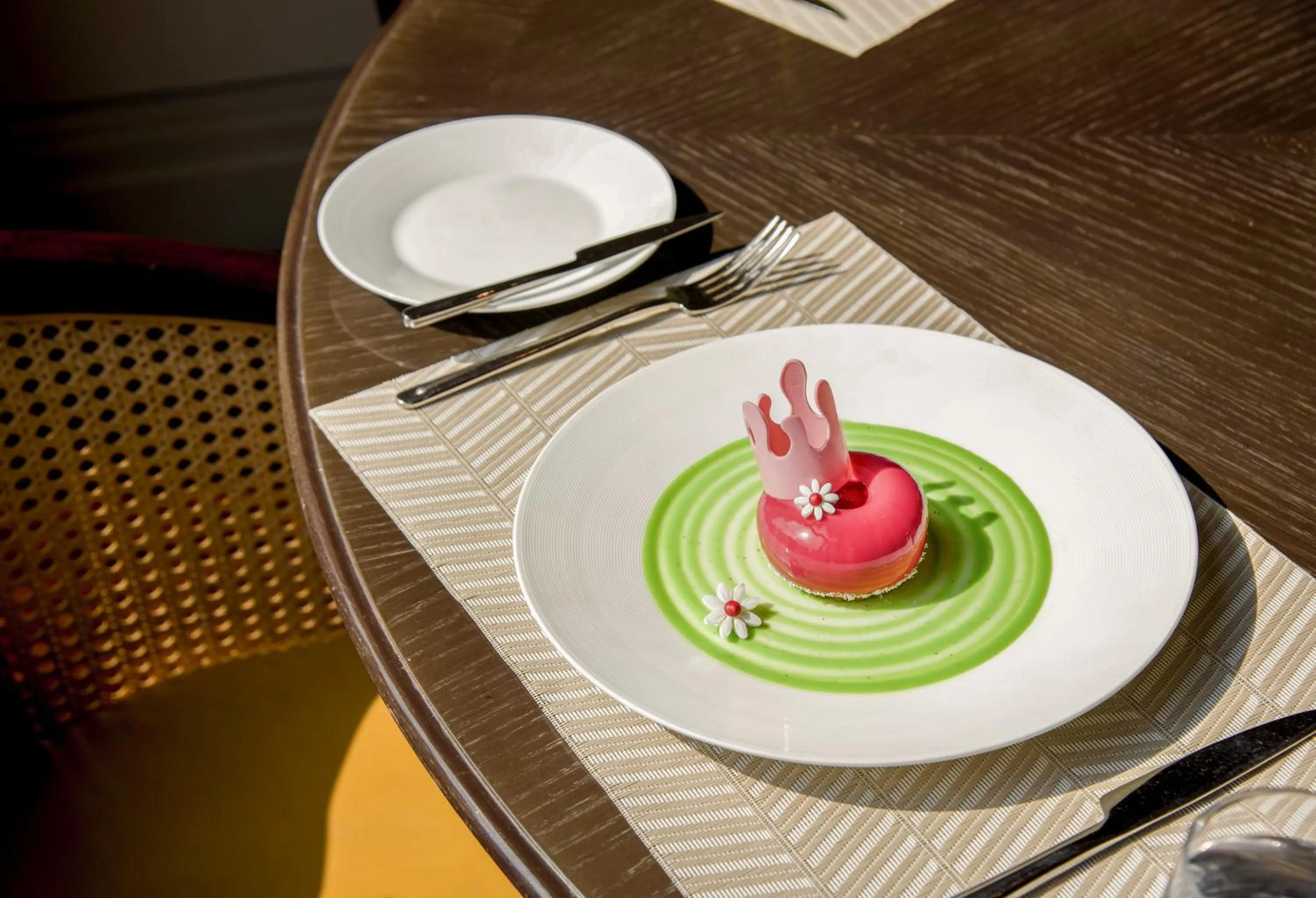 Restaurant/places to eat in Mai House Saigon Hotel