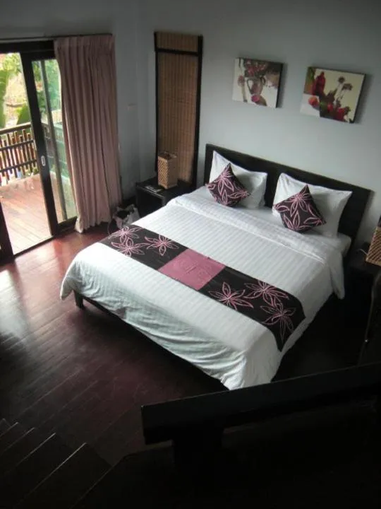 Bed in Chintakiri Resort
