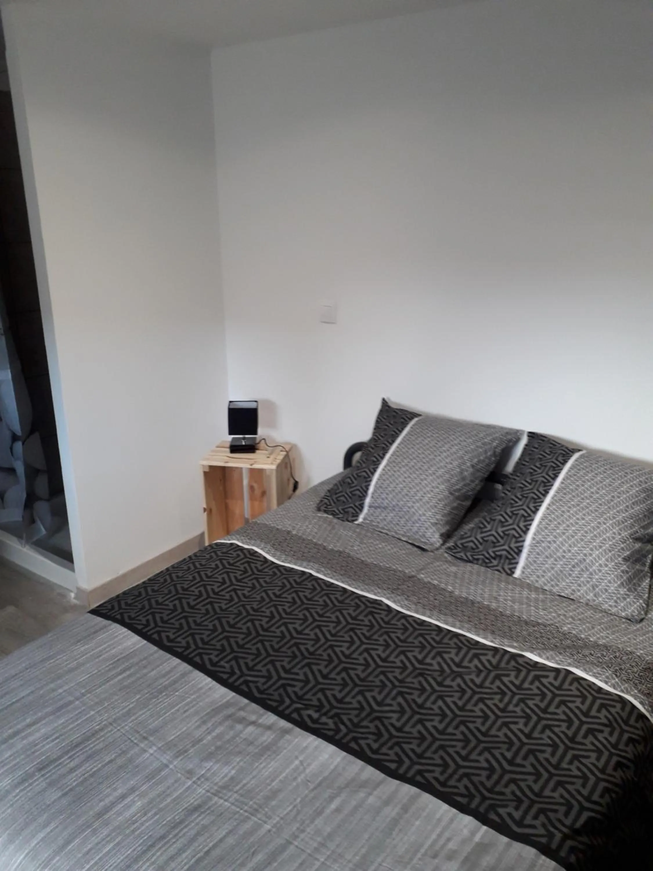 Bed in Les TREMIERES