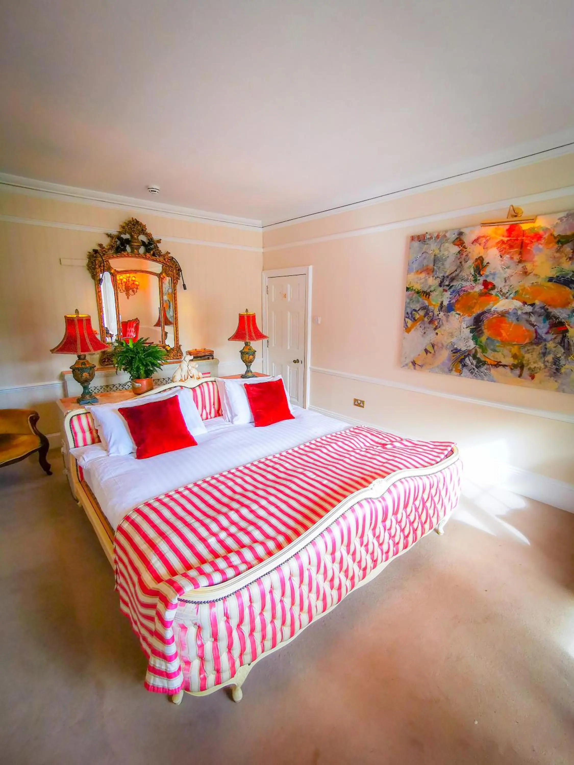 Bedroom, Bed in Cedar House Boutique B&B