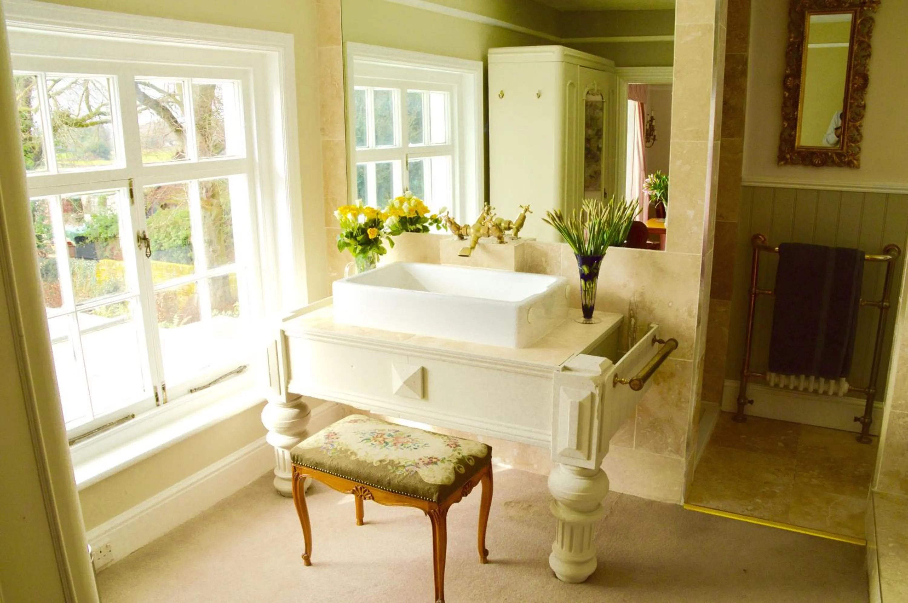 Bathroom in Cedar House Boutique B&B